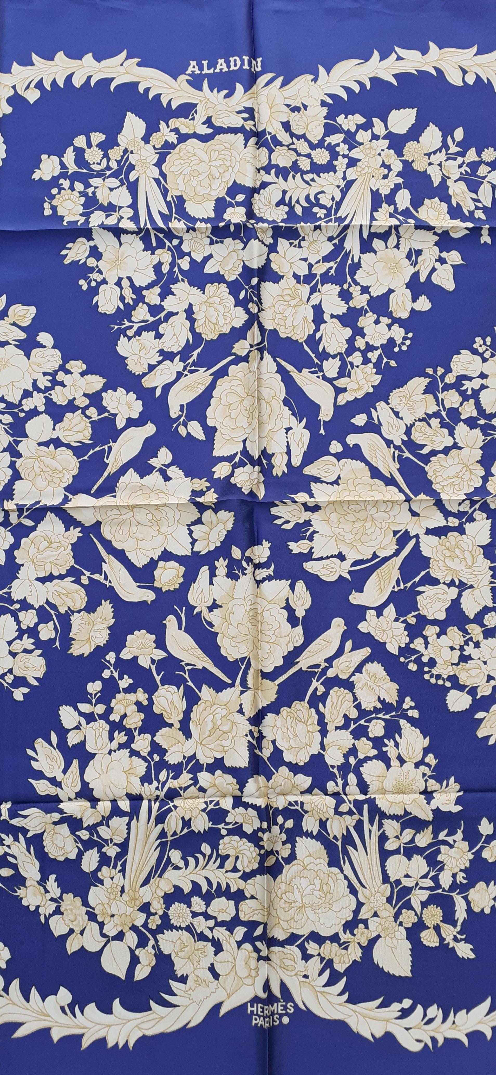  Hermès Foulard en soie vintage Aladin Françoise Bleu Héron 90 cm Pour femmes 
