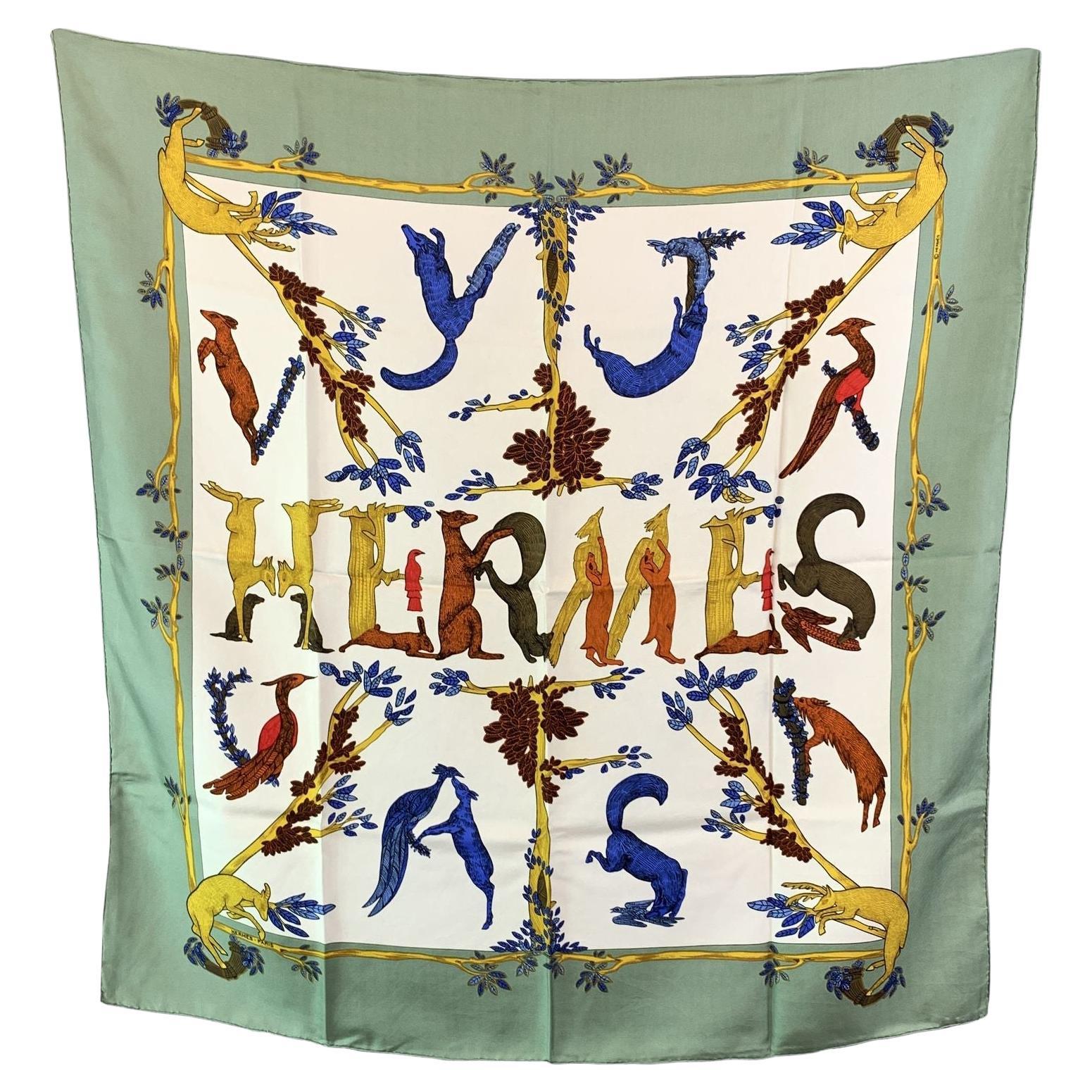 Hermes Sciarpa di seta vintage Alfabeto III 1990 Annie Faivre Greene & Greene in vendita