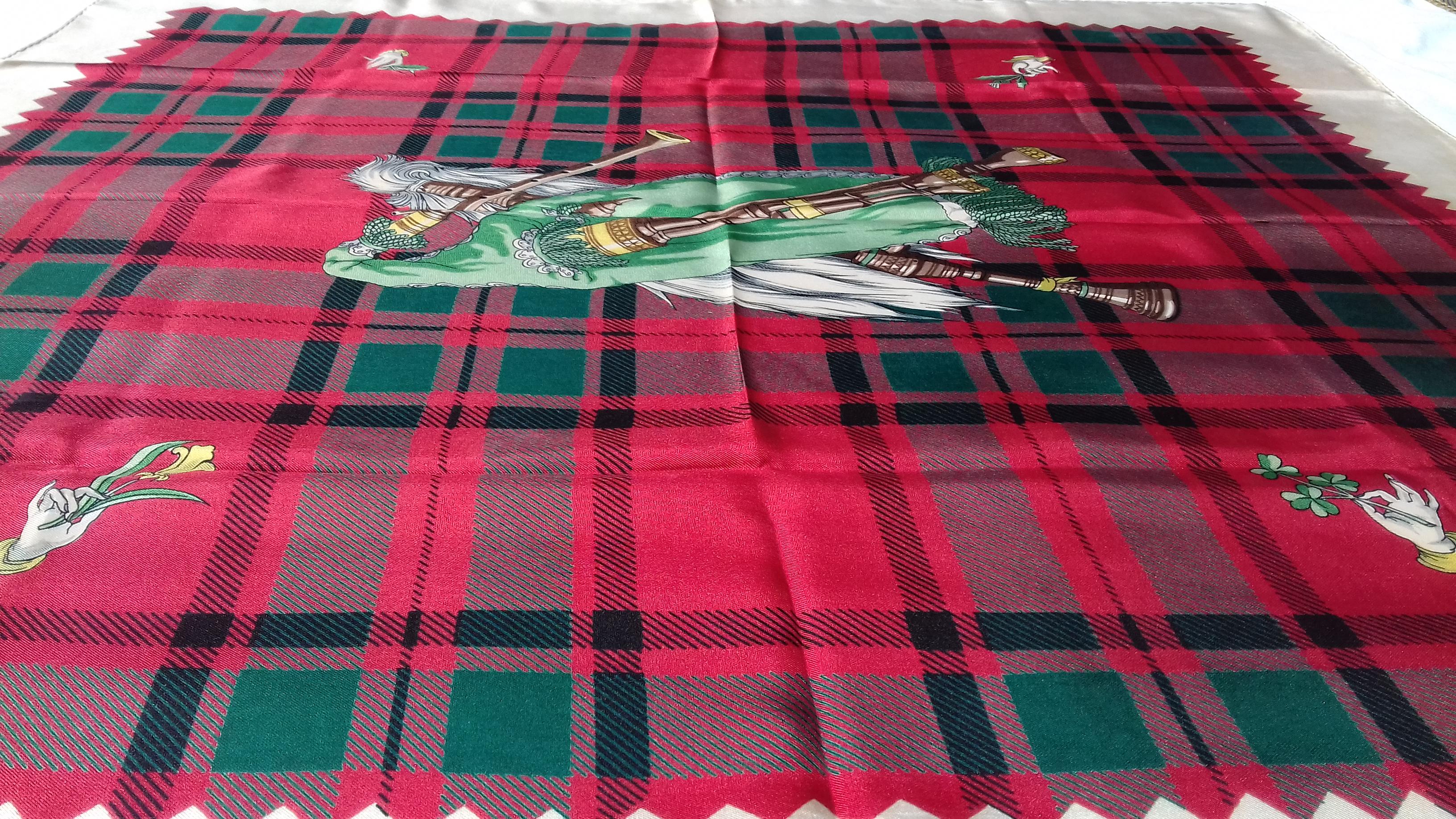 Hermès Vintage Silk Scarf BAG-PIPE Cornemuse United Kingdom Grygkar 1951 RARE 8