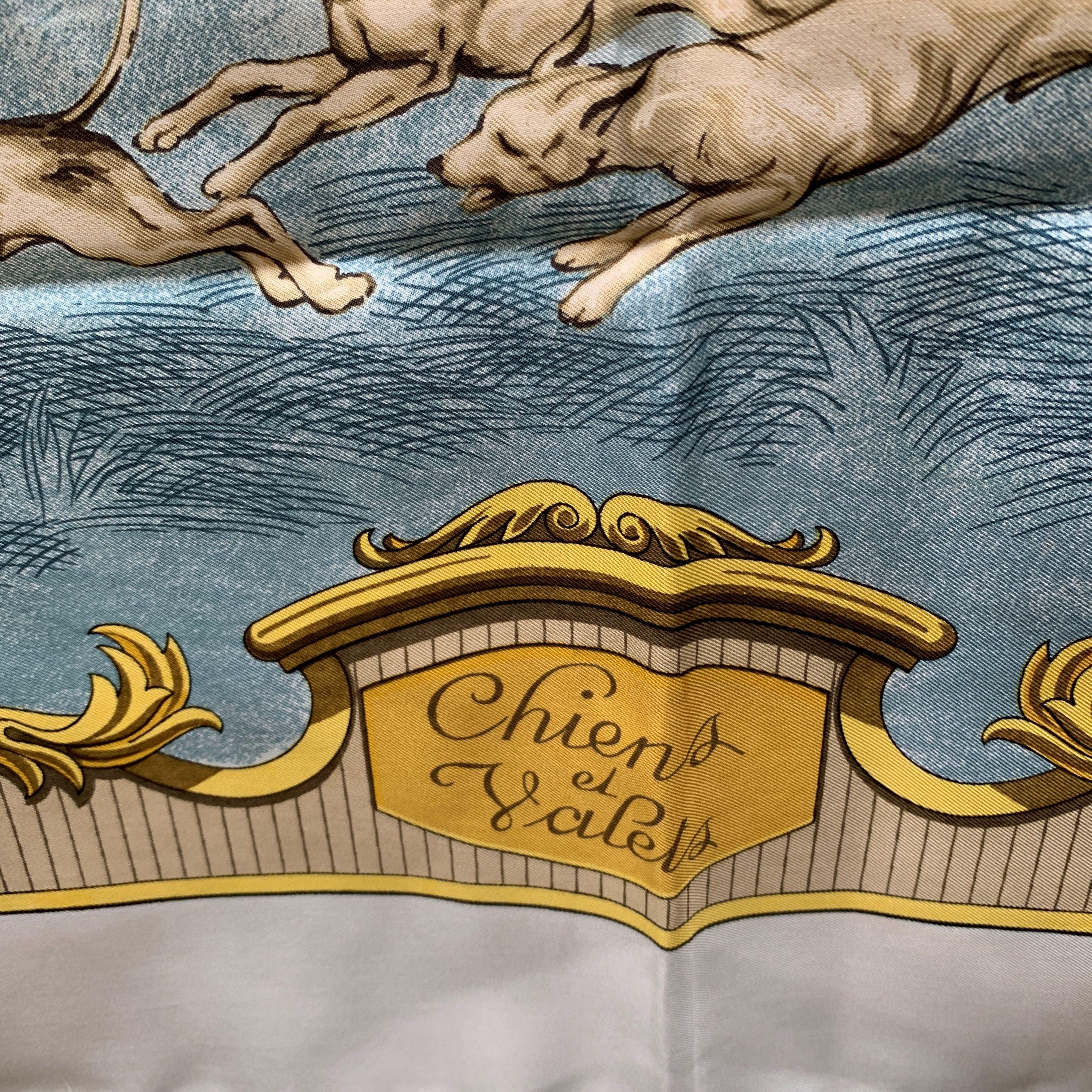 Hermes Vintage Silk Scarf Chiens et Valets 1963 Charles Hallo In Good Condition In Rome, Rome