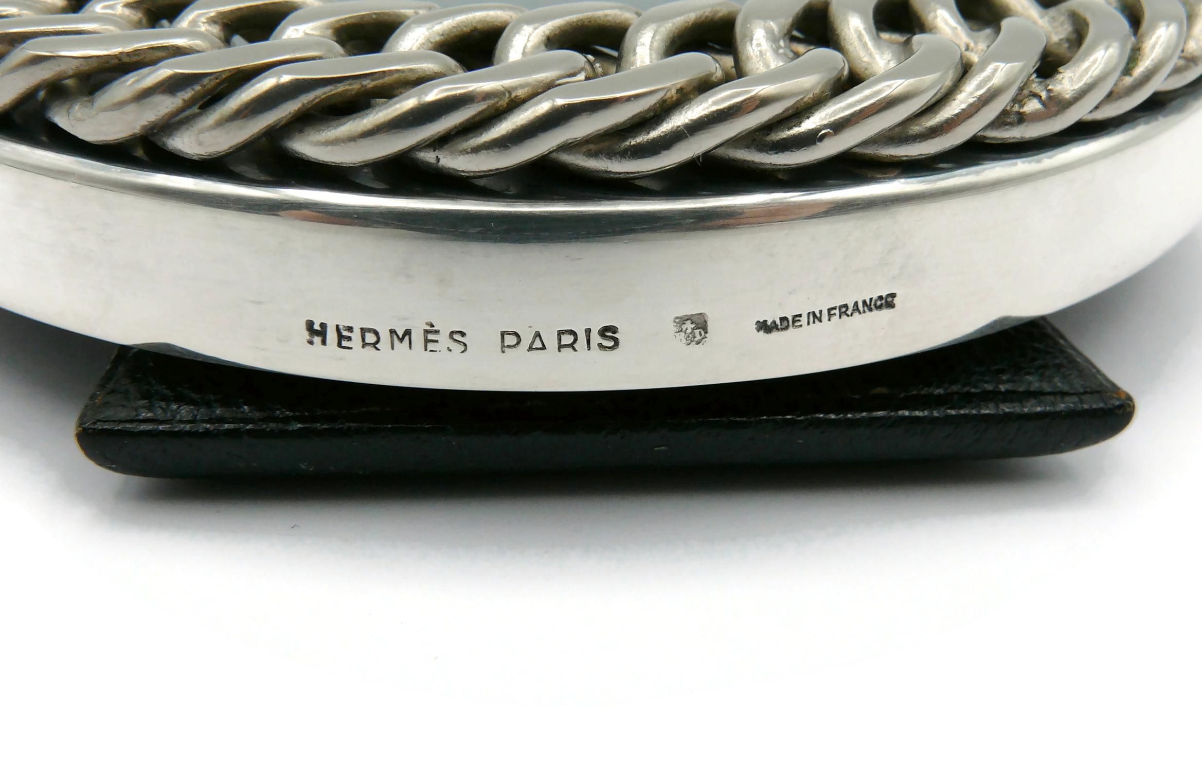 HERMES Marco de fotografía vintage de eslabones de cadena plateados en venta 7