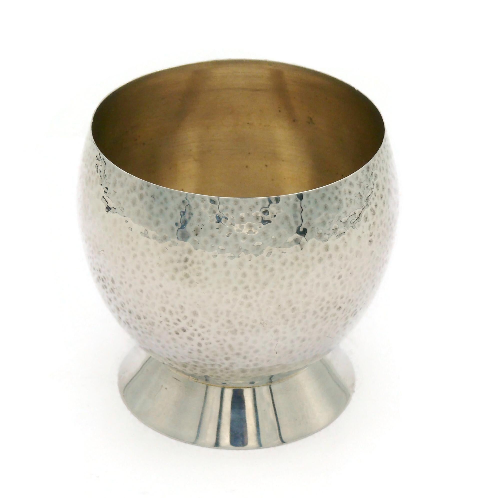 HERMES Vintage Silver Plate Hammered Small Ball Vase In Good Condition For Sale In Nice, FR
