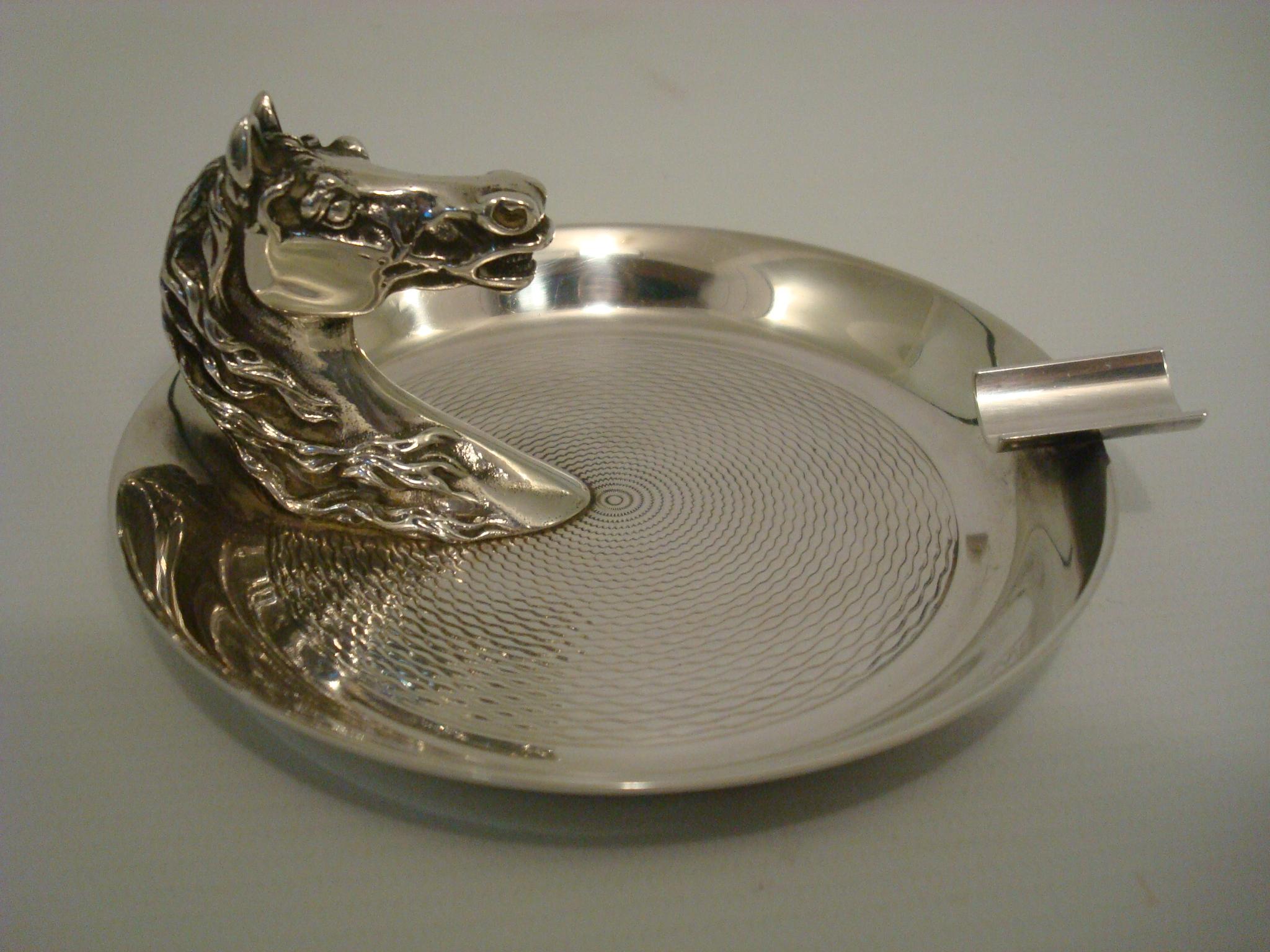 Hermes Vintage Silver Plated Horse Head Equestrian Cigarettes / Cigars Ashtray In Good Condition In Buenos Aires, Olivos
