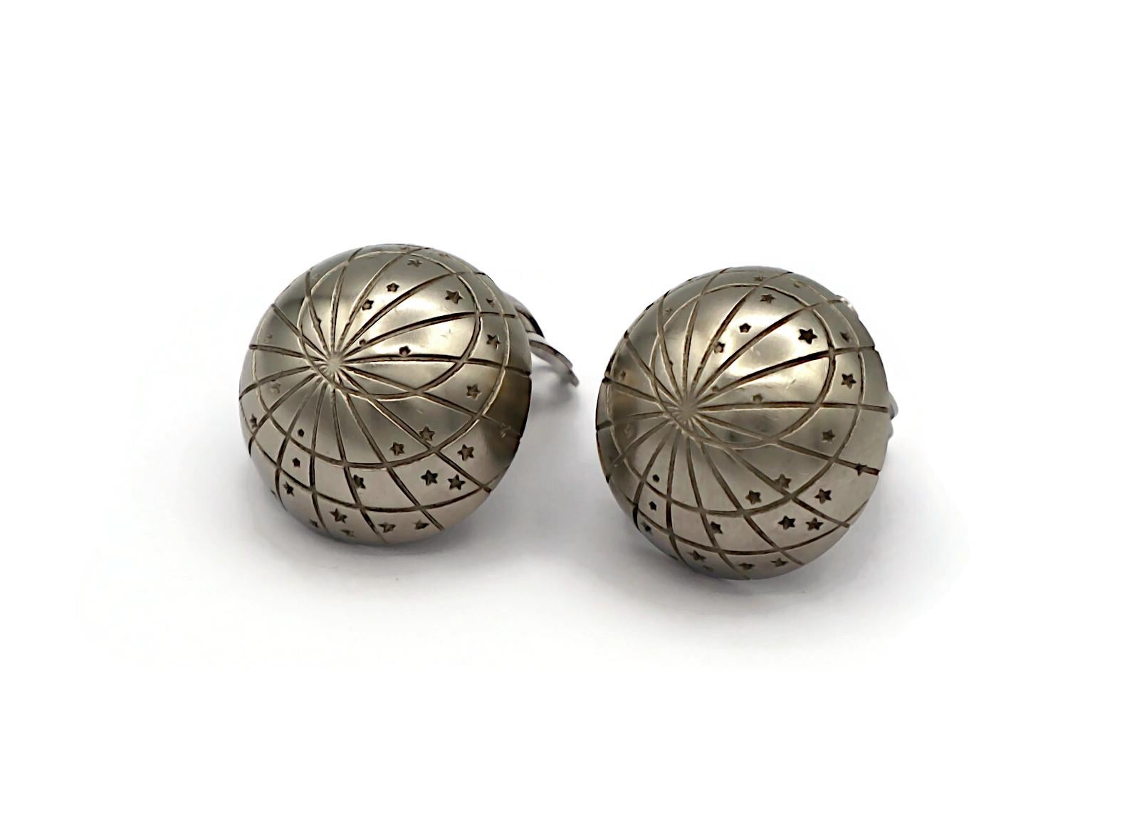 Pendientes de clip HERMES Vintage Silver Tone Celestial Dome en venta 2