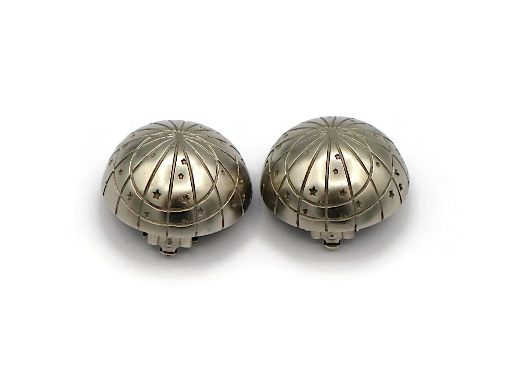 Pendientes de clip HERMES Vintage Silver Tone Celestial Dome en venta 3