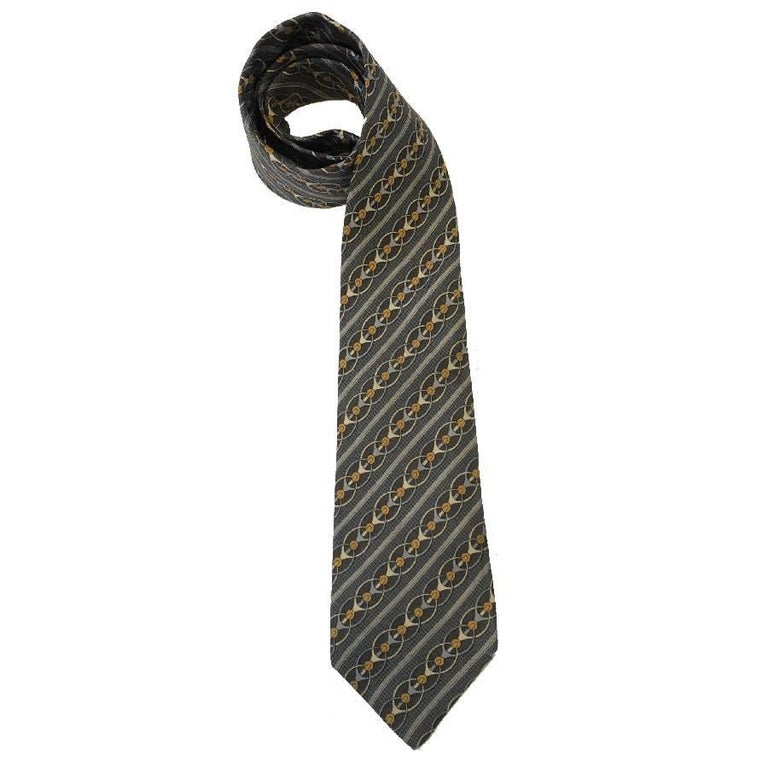 HERMES Vintage Tie in Printed Anthracite Gray Silk For Sale at 1stDibs