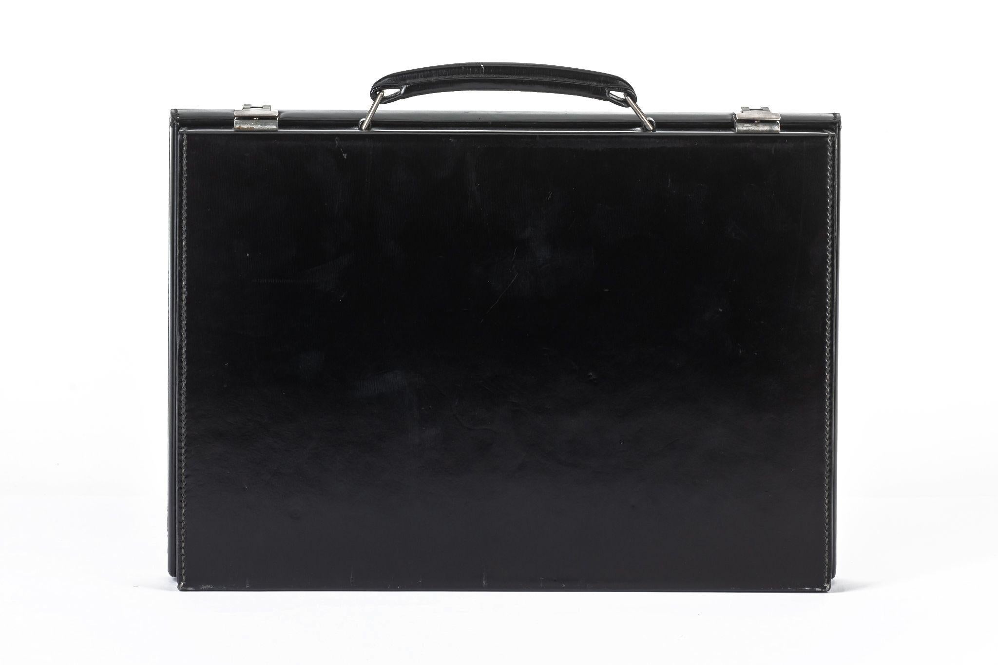 Rouge Vanity Case Vintage d'Hermès en Bourgogne en vente