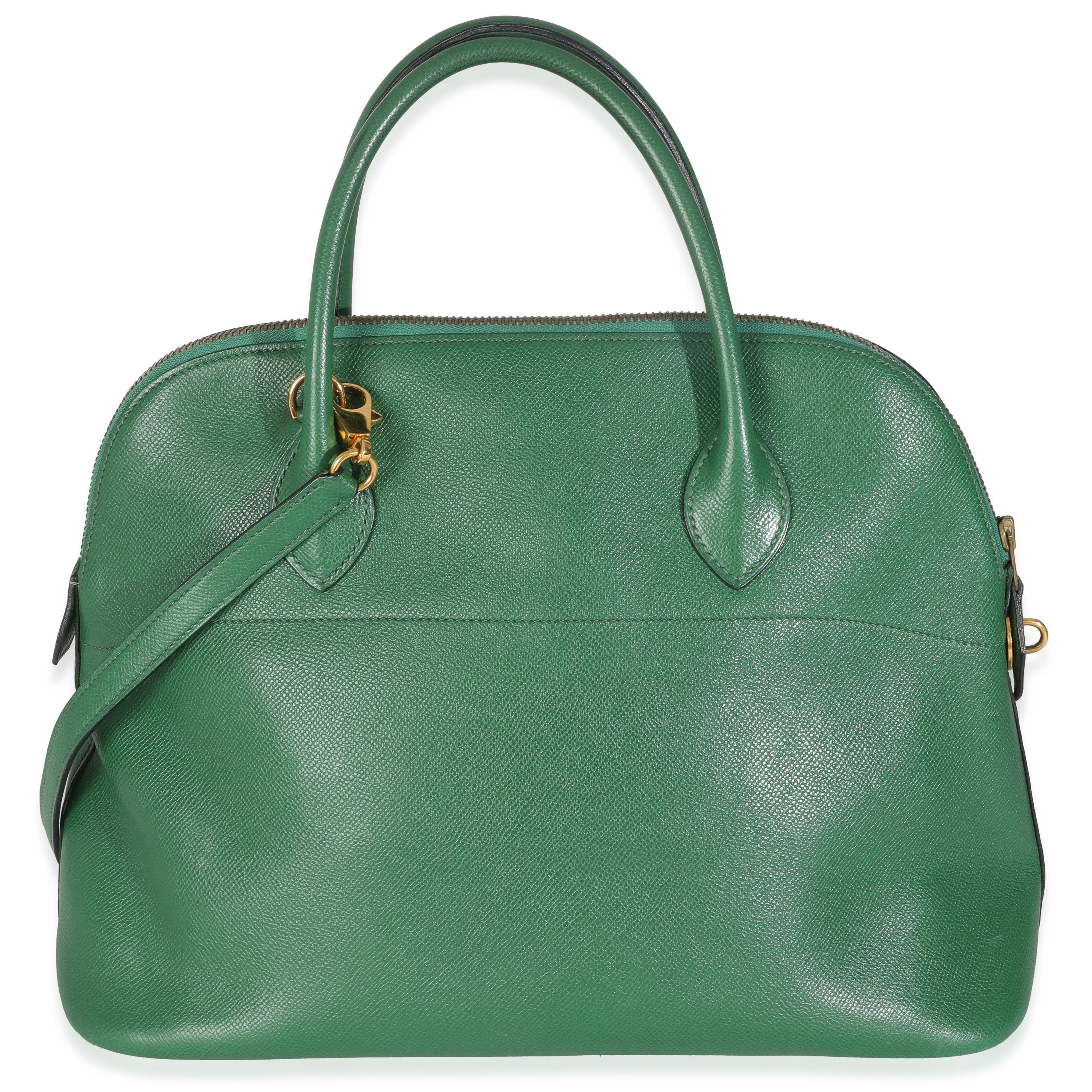 Listing Titel: Hermès Vintage Vert Bengale Courchevel Bolide 35 GHW
SKU: 147255
Zustand: Gebraucht 
Handtasche Zustand: Fair
Bemerkungen zum Zustand: Der Artikel ist in gutem Zustand mit deutlichen Gebrauchsspuren.  Leichter Geruch im Inneren. 