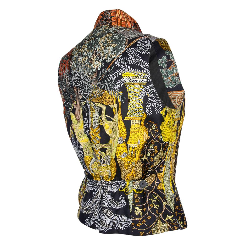 Hermes Vintage Vest Les Legendes De L'Arbre Scarf Print  38 / 4 For Sale 2