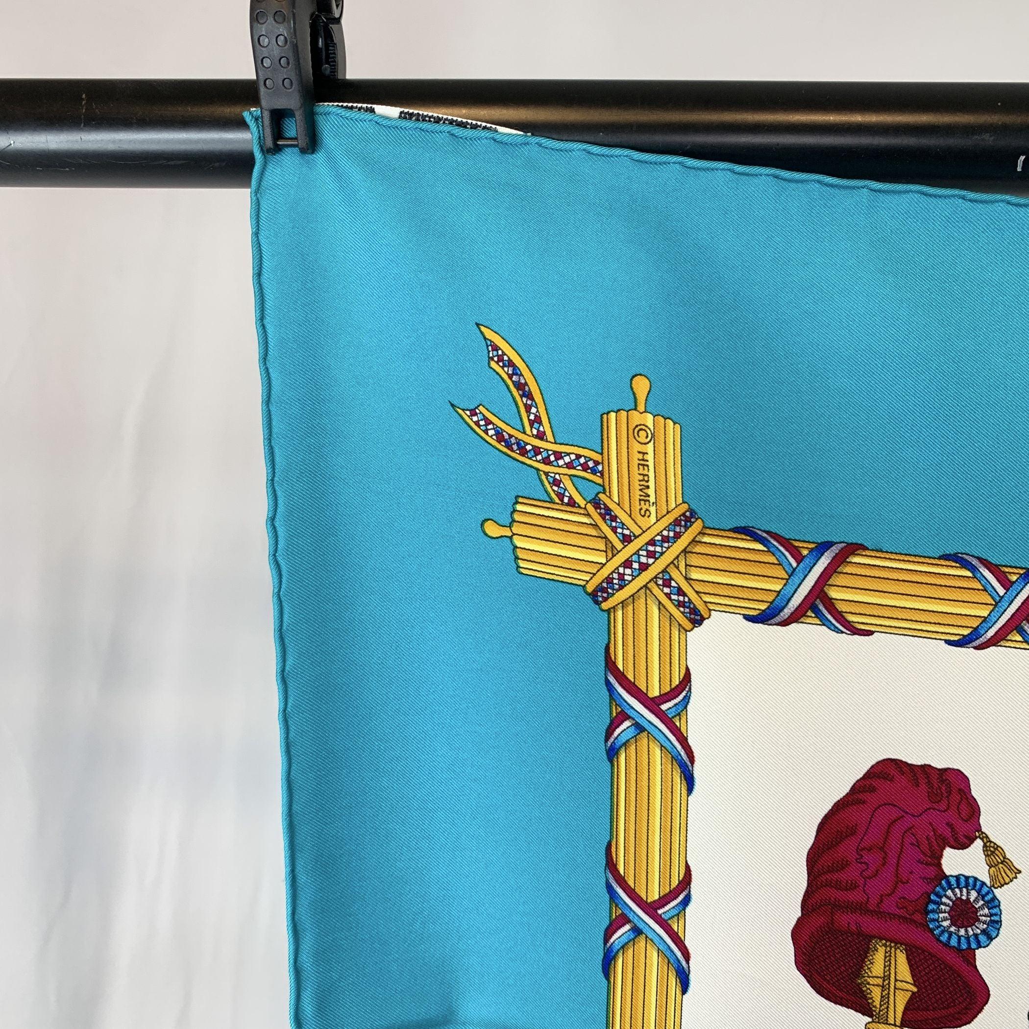 Hermes Vintage Vintage Seide 1789 Liberte Egalite Fraternite Schal Metz im Zustand „Hervorragend“ in Rome, Rome