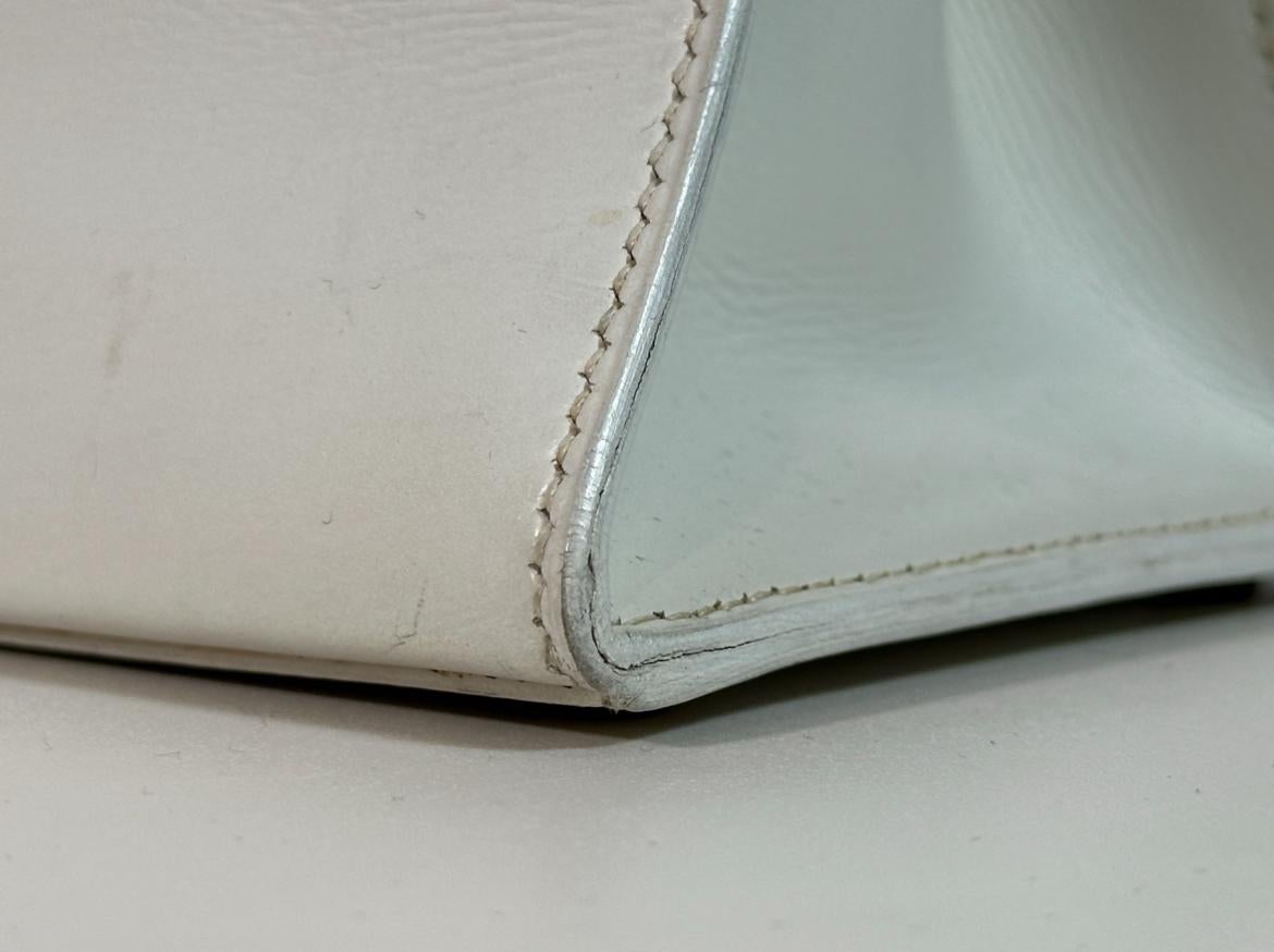 HERMÈS Bolso Vintage Kelly 28 Blanco/Blanco Circa 1967 c/ Correa Desmontable 9