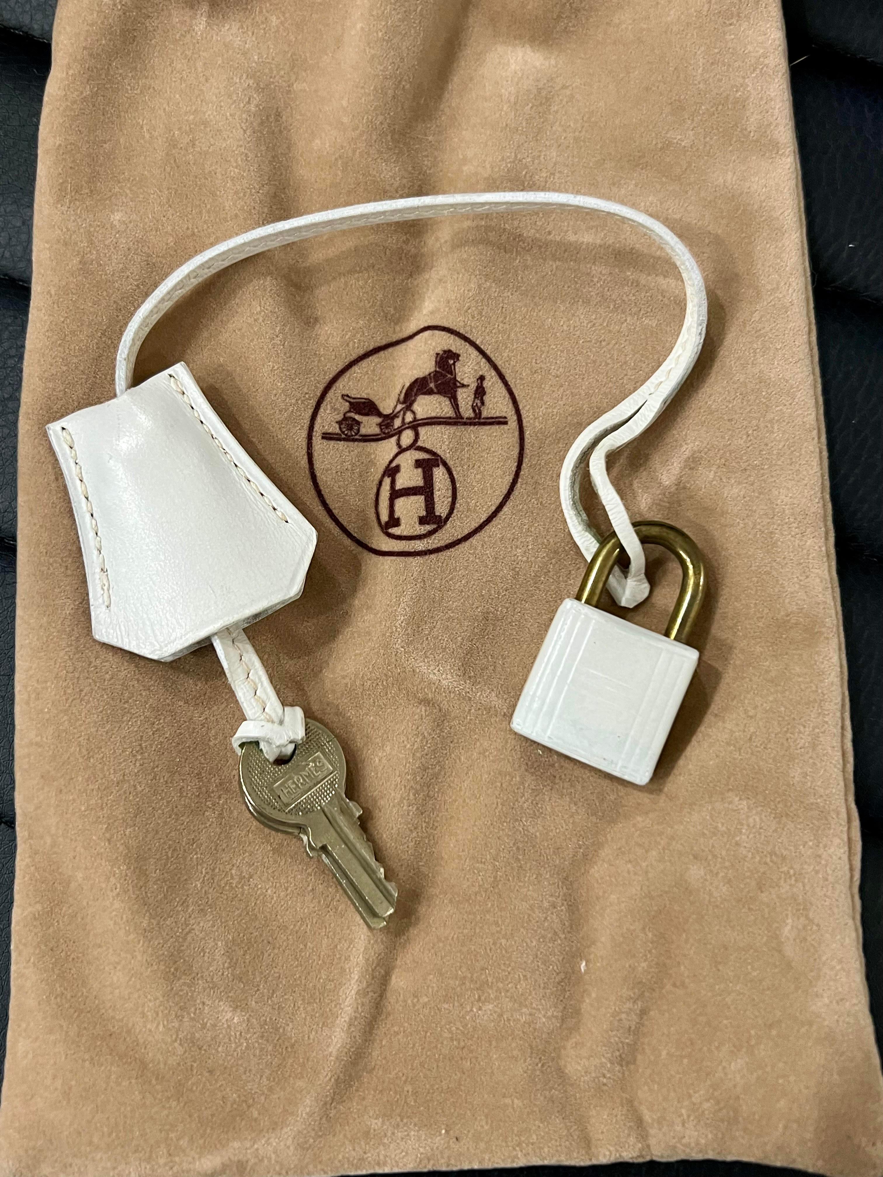 HERMÈS Bolso Vintage Kelly 28 Blanco/Blanco Circa 1967 c/ Correa Desmontable 14