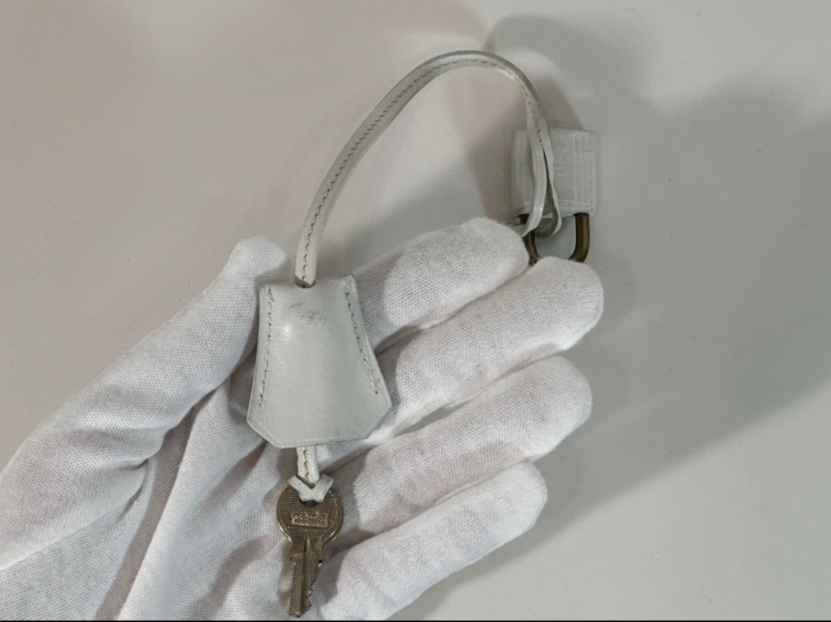 HERMÈS Bolso Vintage Kelly 28 Blanco/Blanco Circa 1967 c/ Correa Desmontable 2