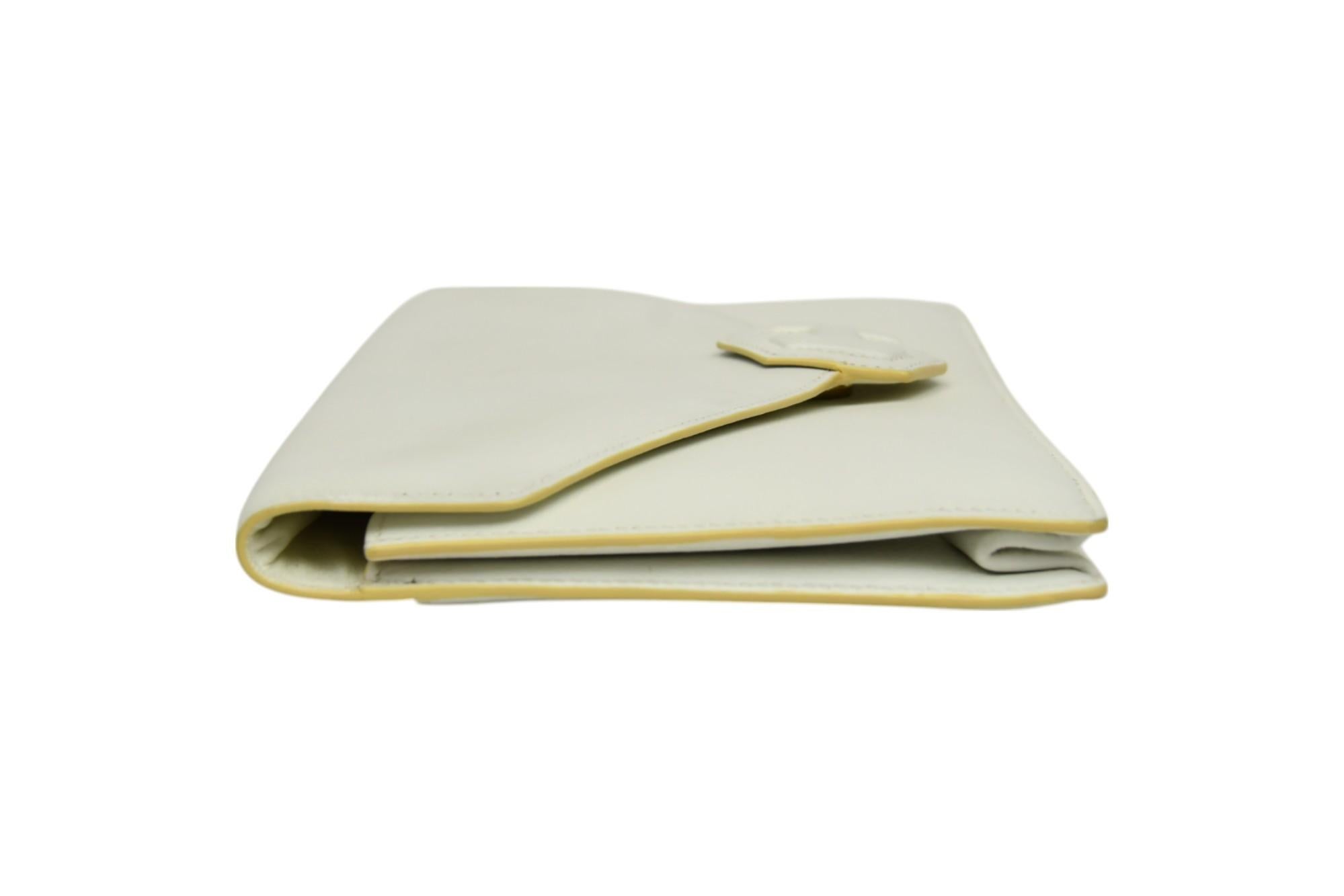 Hermès Vintage White Leather Envelope Clutch  Rare Minimalist Design For Sale 2