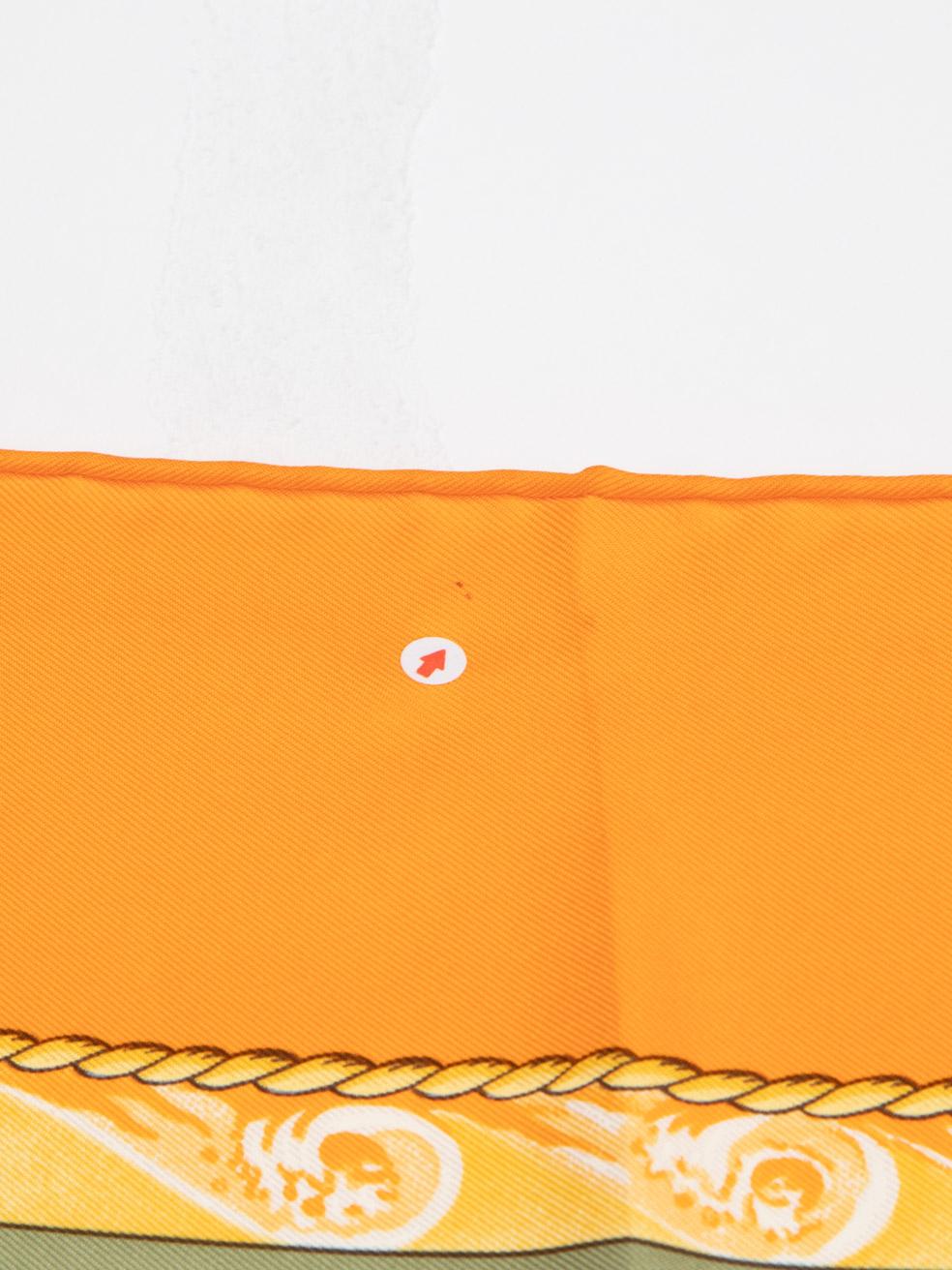 Sciarpa in seta di Hermès Vives Le Vent in vendita 5