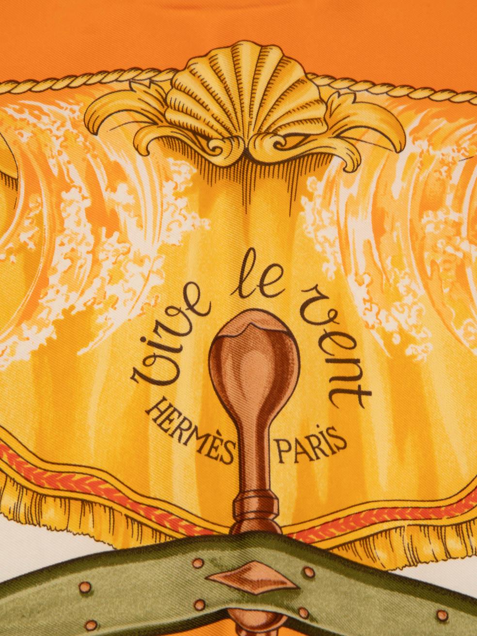 Donna Sciarpa in seta di Hermès Vives Le Vent in vendita