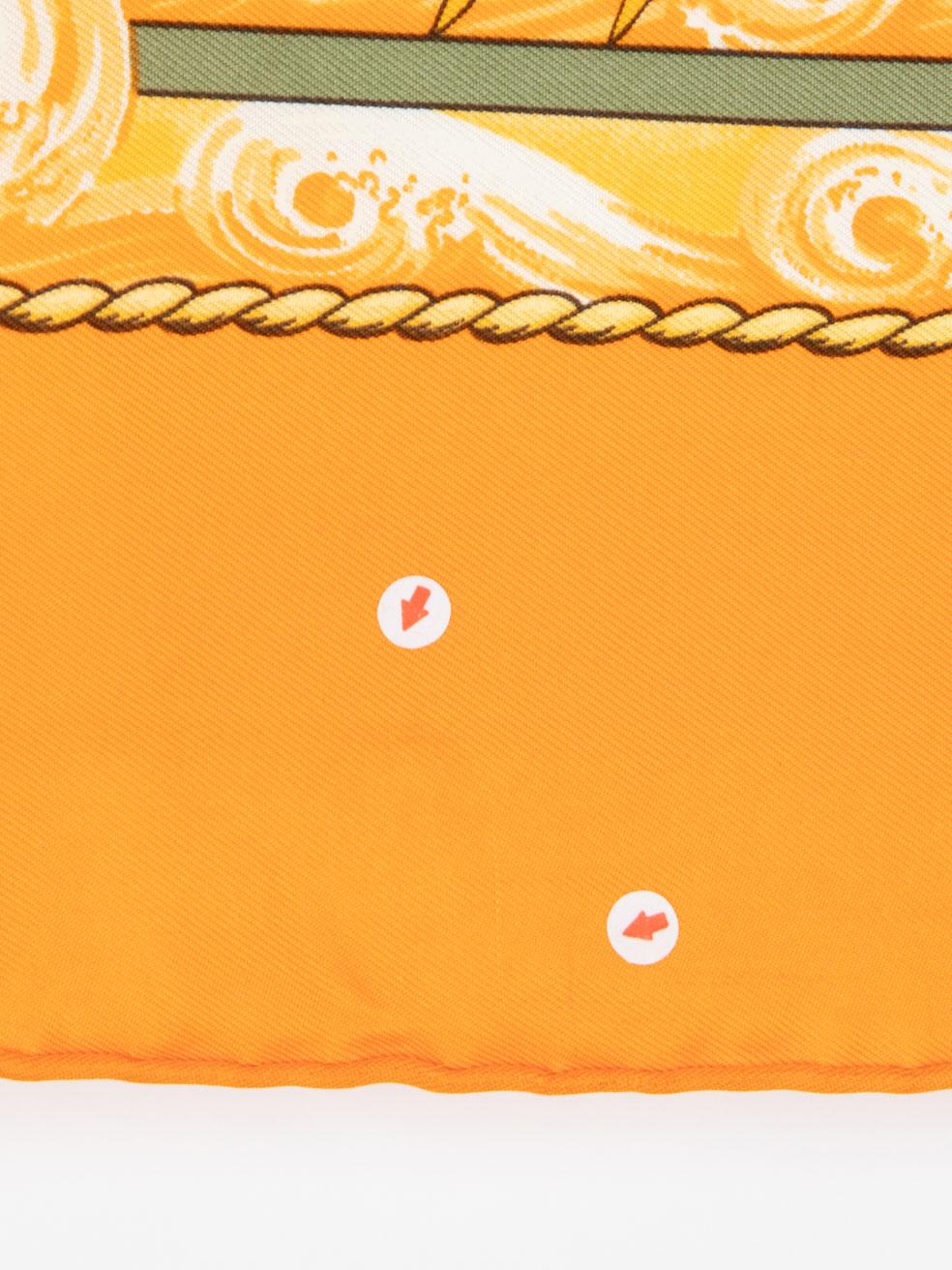 Sciarpa in seta di Hermès Vives Le Vent in vendita 1