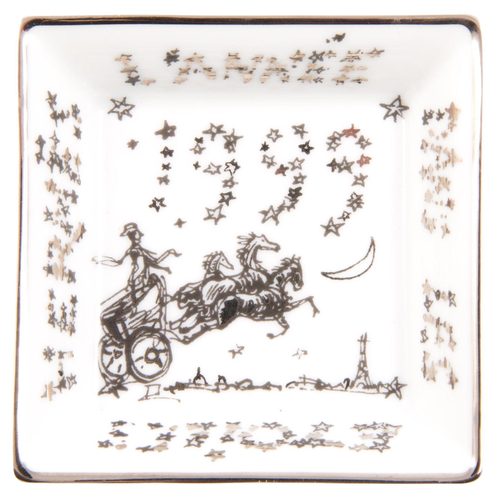 Hermes White 1999 Mini Porcelain Ashtray Organizer en vente