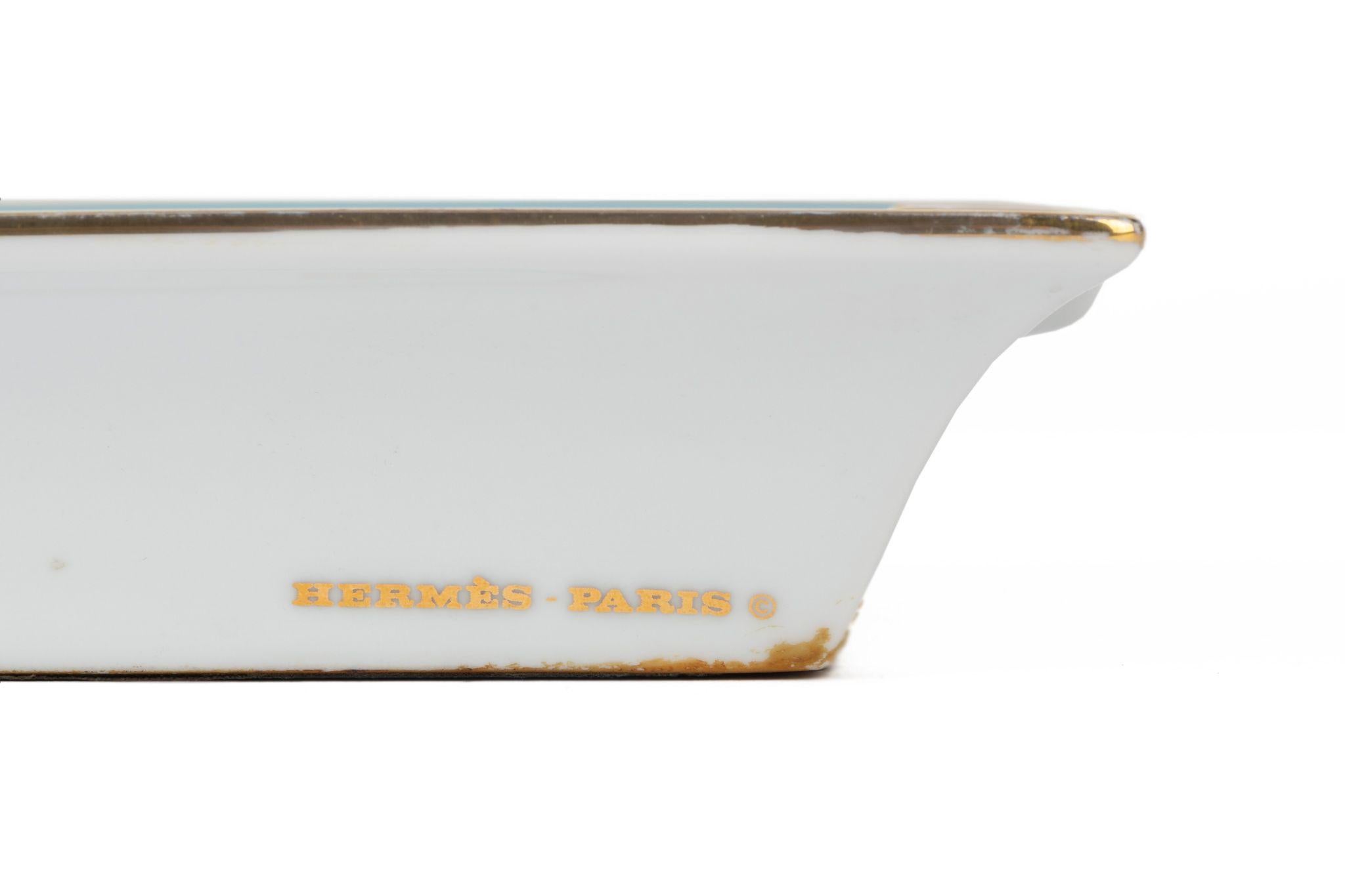 Hermès White and Blue Bird Ashtray In Excellent Condition For Sale In West Hollywood, CA