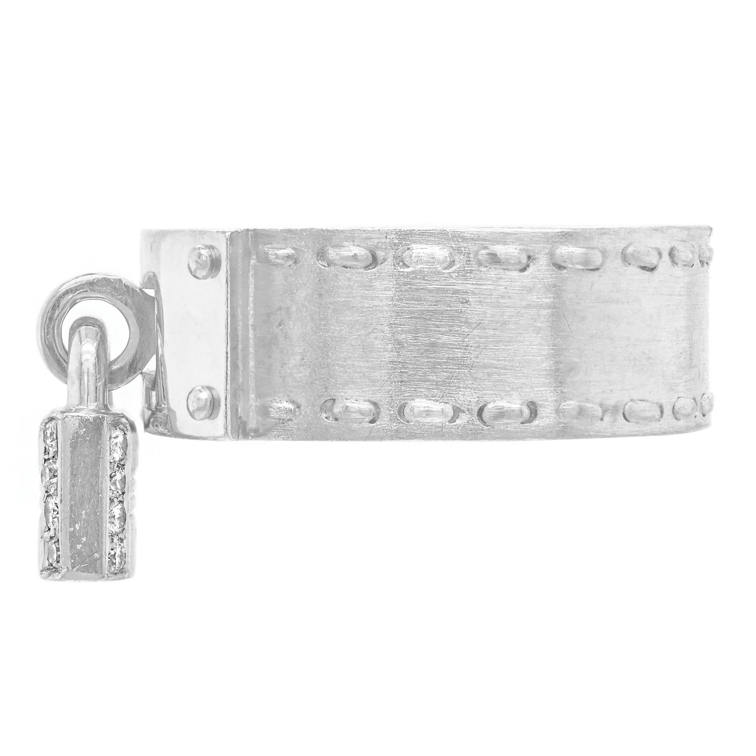 Hermes White Gold Diamond Kelly Cadenas Lock Ring 5
