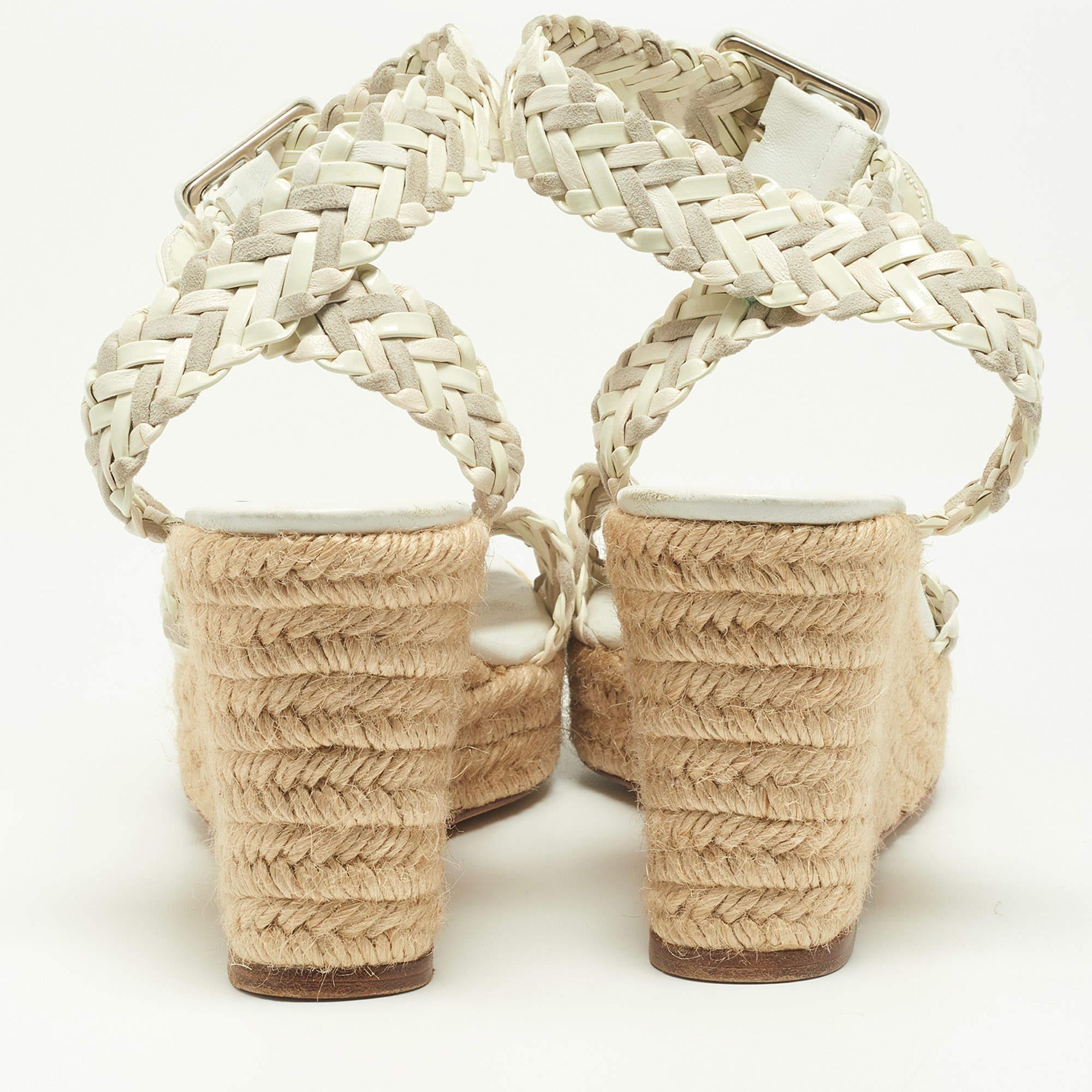 Hermes White/Grey Woven Patent Leather and Suede Sofia Espadrille Wedge Sandals  In Good Condition In Dubai, Al Qouz 2