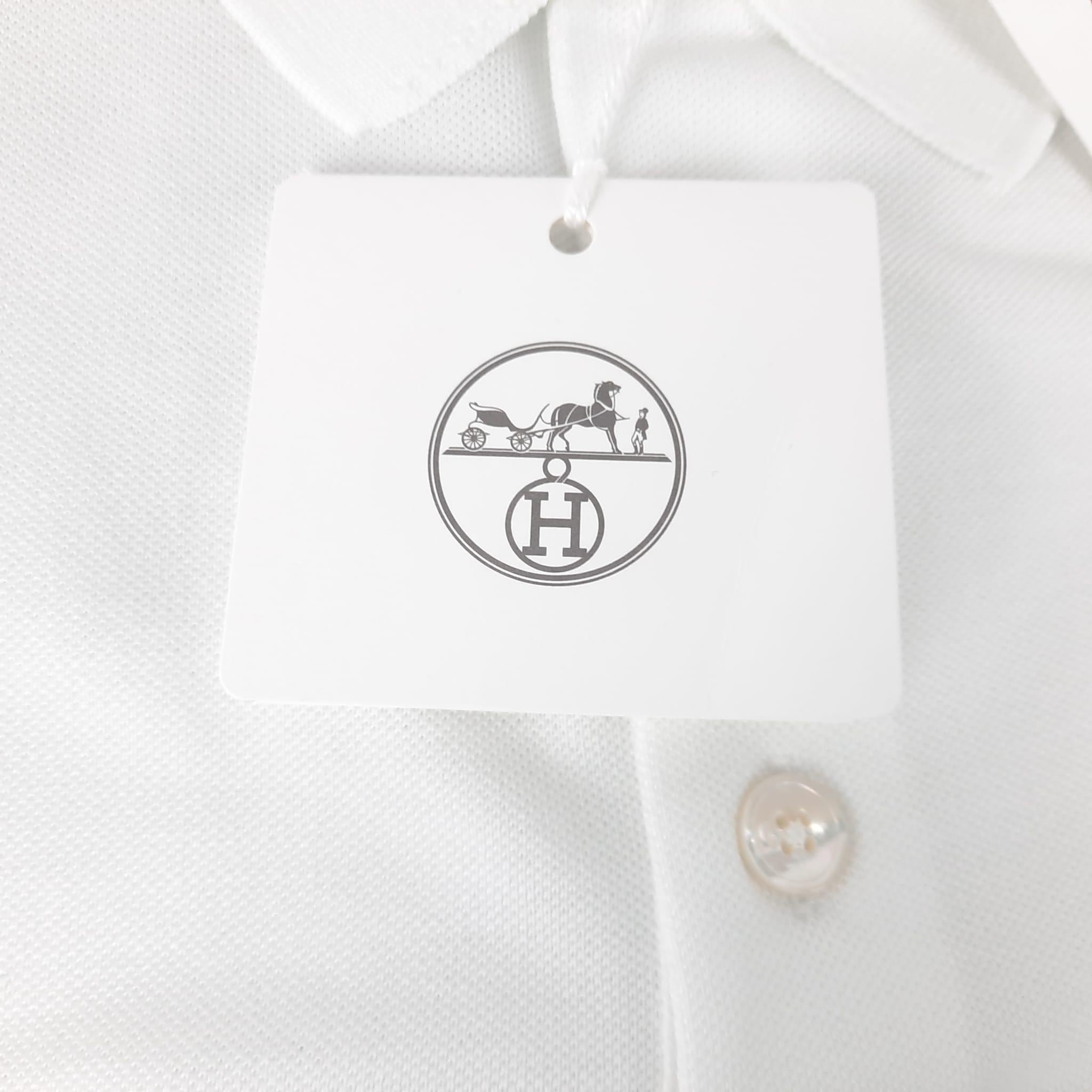 Hermes White H cotton embroidered buttoned Size L polo shirt  In New Condition For Sale In Nicosia, CY