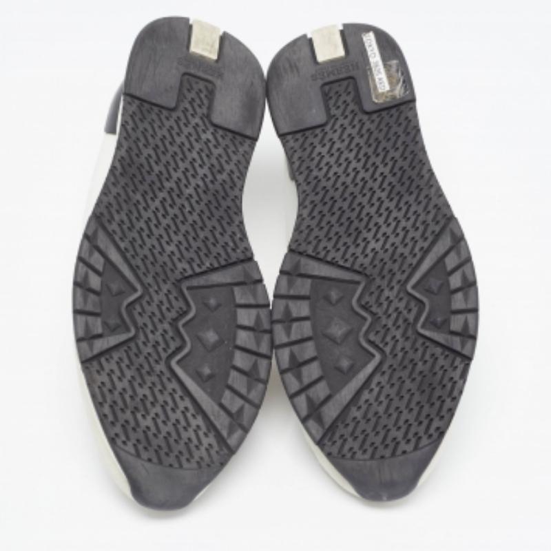 Hermes Weiß Knit Stoff Tokyo Turnschuhe Größe 38.5 im Angebot 1