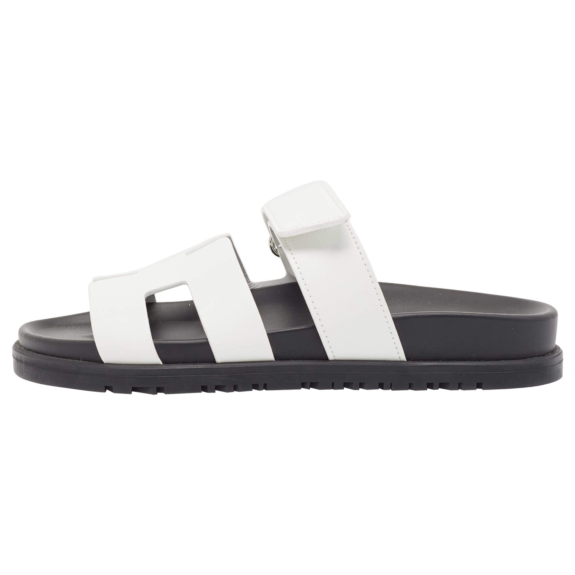 Hermes White Leather Chypre Sandals Size 35.5