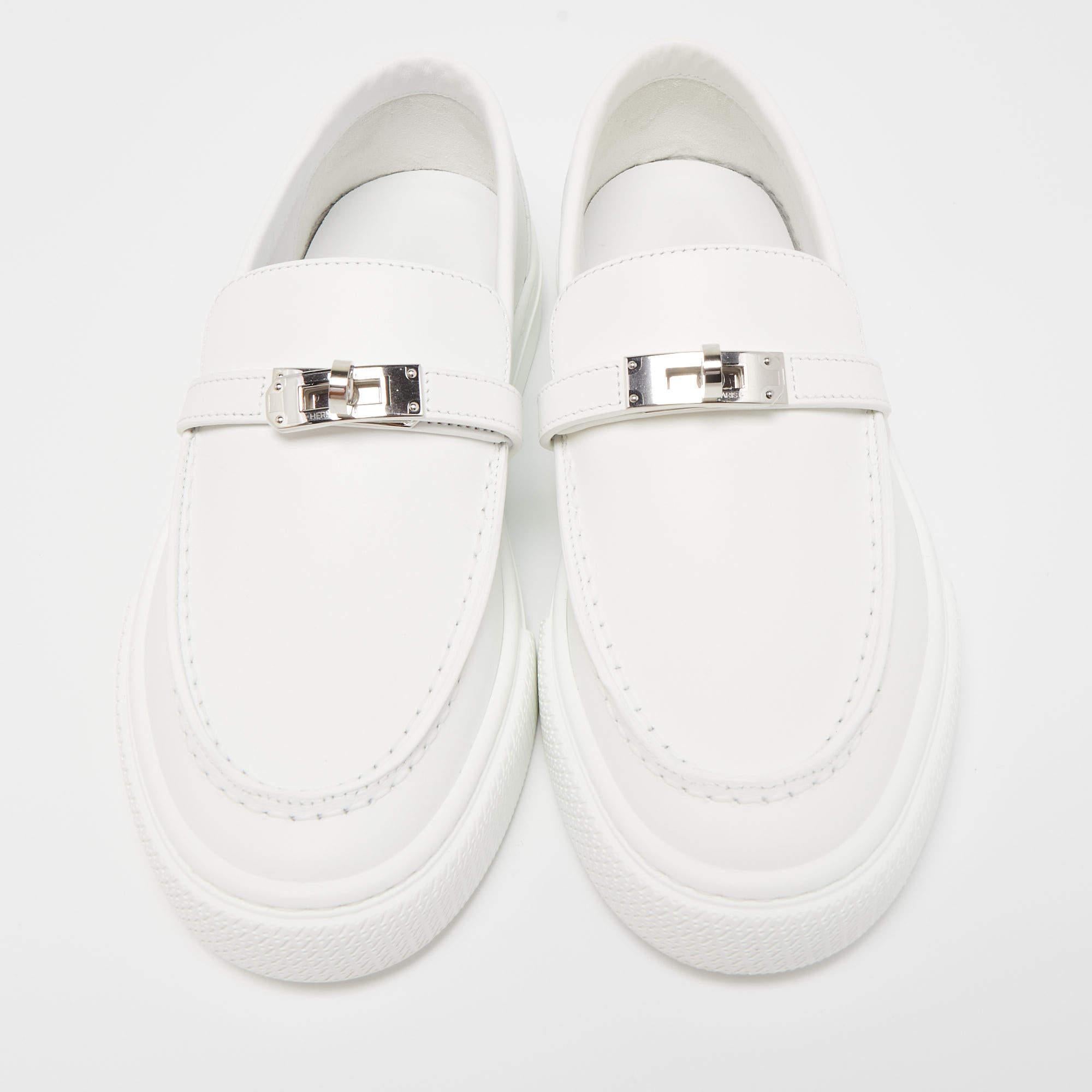 Hermes White Leather Game Loafers  In New Condition In Dubai, Al Qouz 2