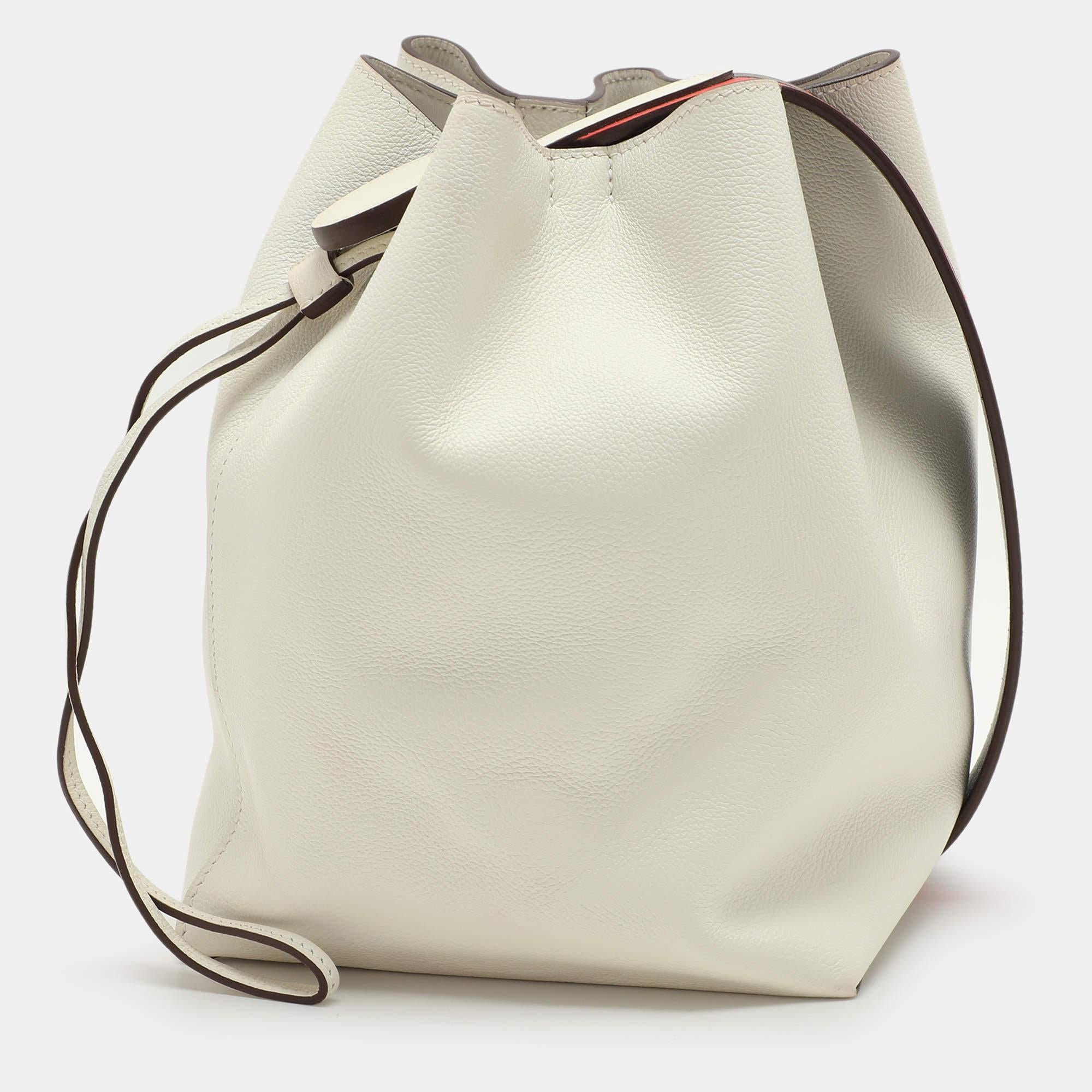 Women's Hermes White Leather Licol 17 Bucket Bag For Sale