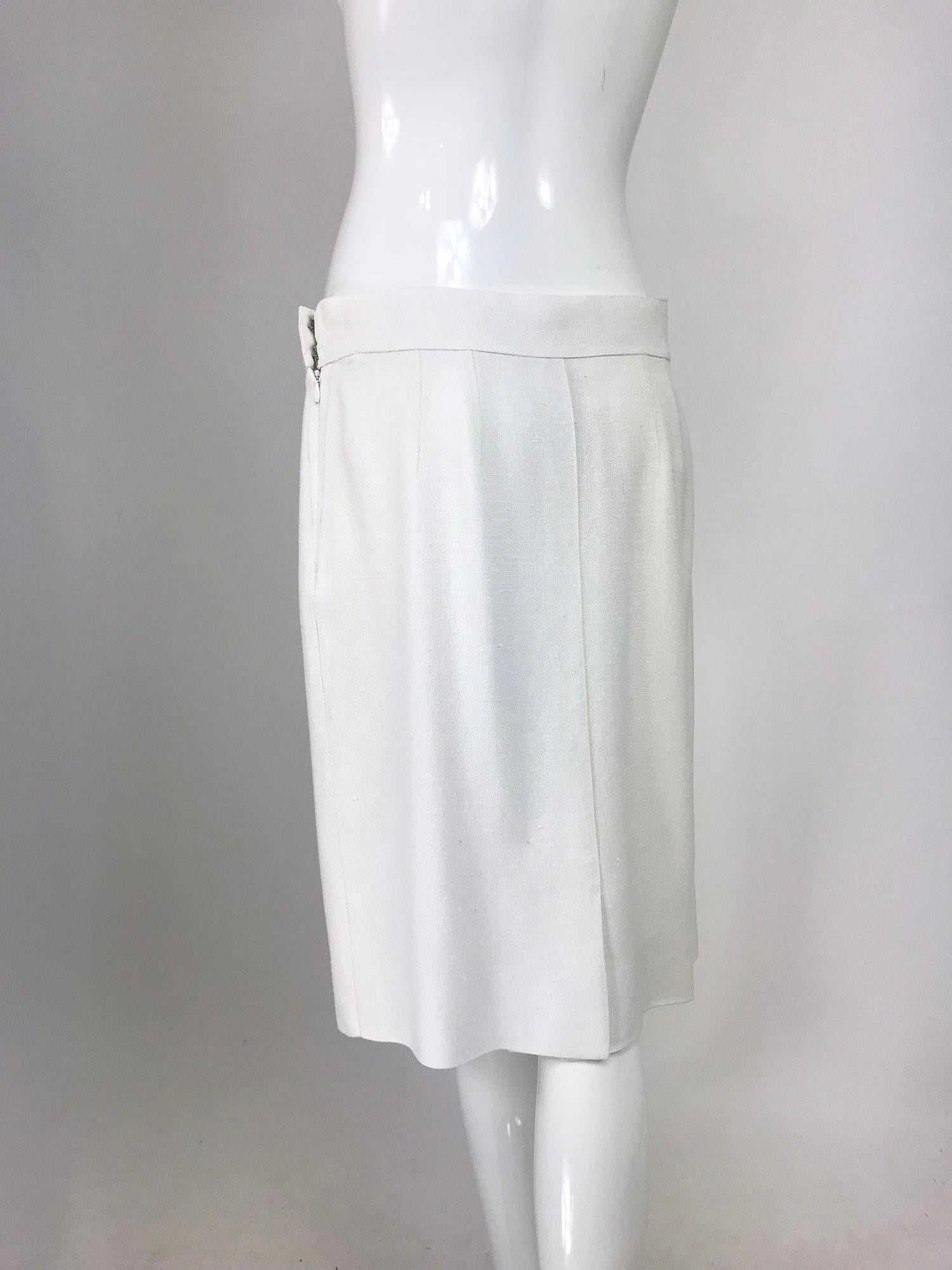 Hermes White Linen Skirt Navy & White Intarsia Leather Belt Front  In Good Condition In West Palm Beach, FL