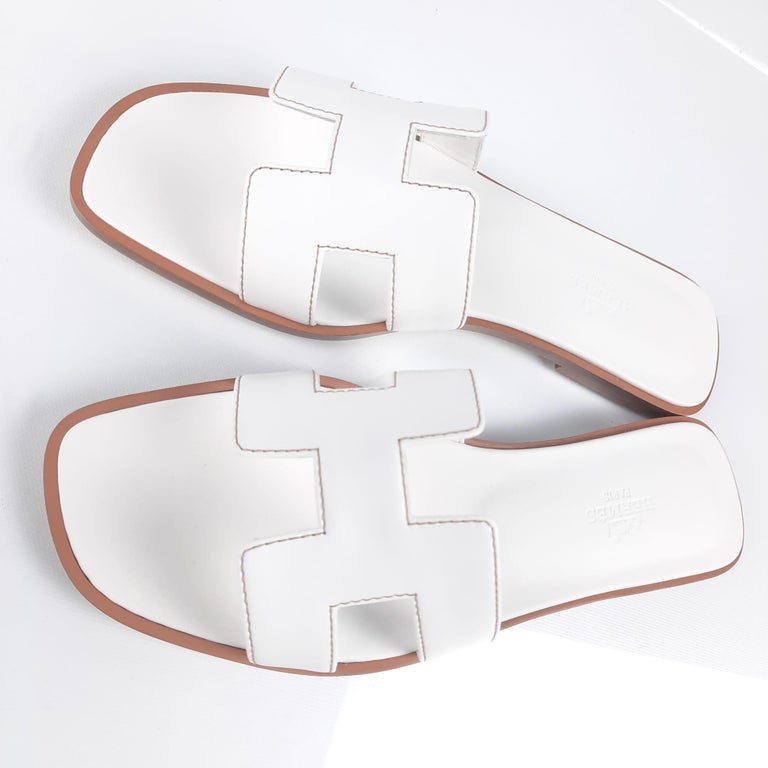 Hermes White Oran sandal In New Condition In Nicosia, CY