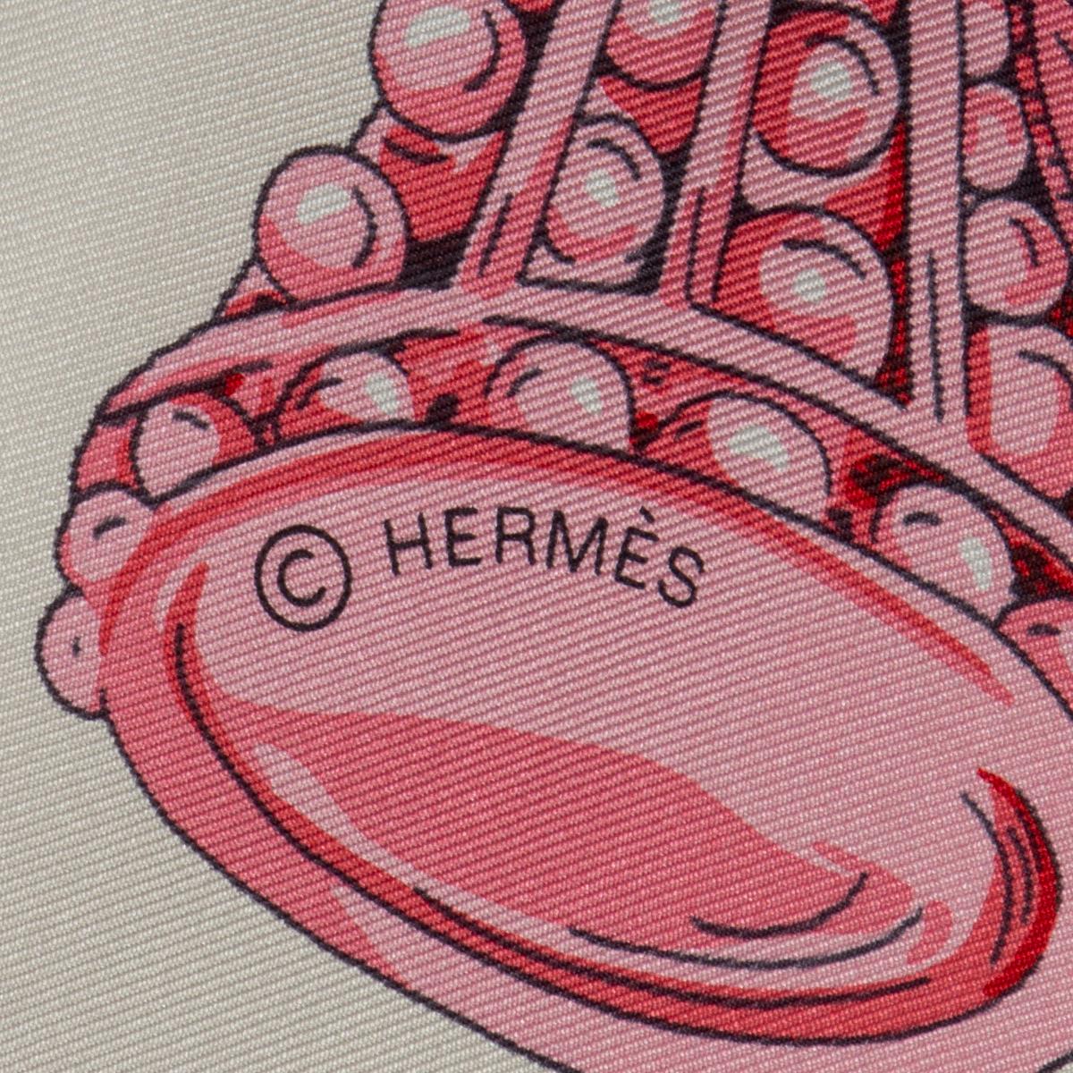 HERMES white PARURES PRECIEUSES 140 Scarf silk Creme Turquoise Rosé In Excellent Condition In Zürich, CH