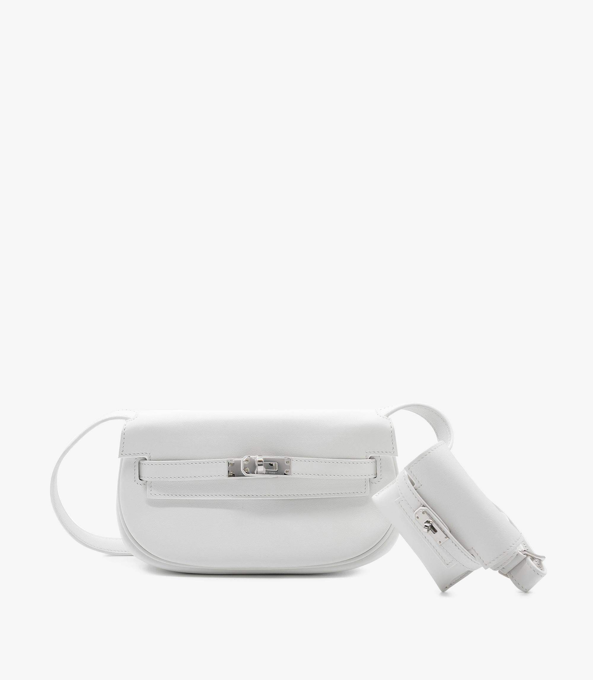 Hermès White Swift Leather Kelly Moove In New Condition For Sale In Bishop's Stortford, Hertfordshire