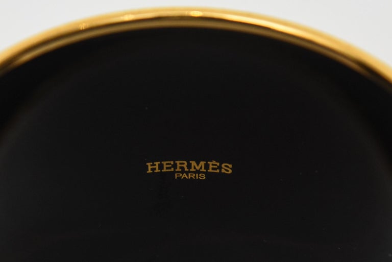 Women's Hermes Wide Cuff Geometric Sculptural Black, Yellow, Gold Enameled Bracelet For Sale