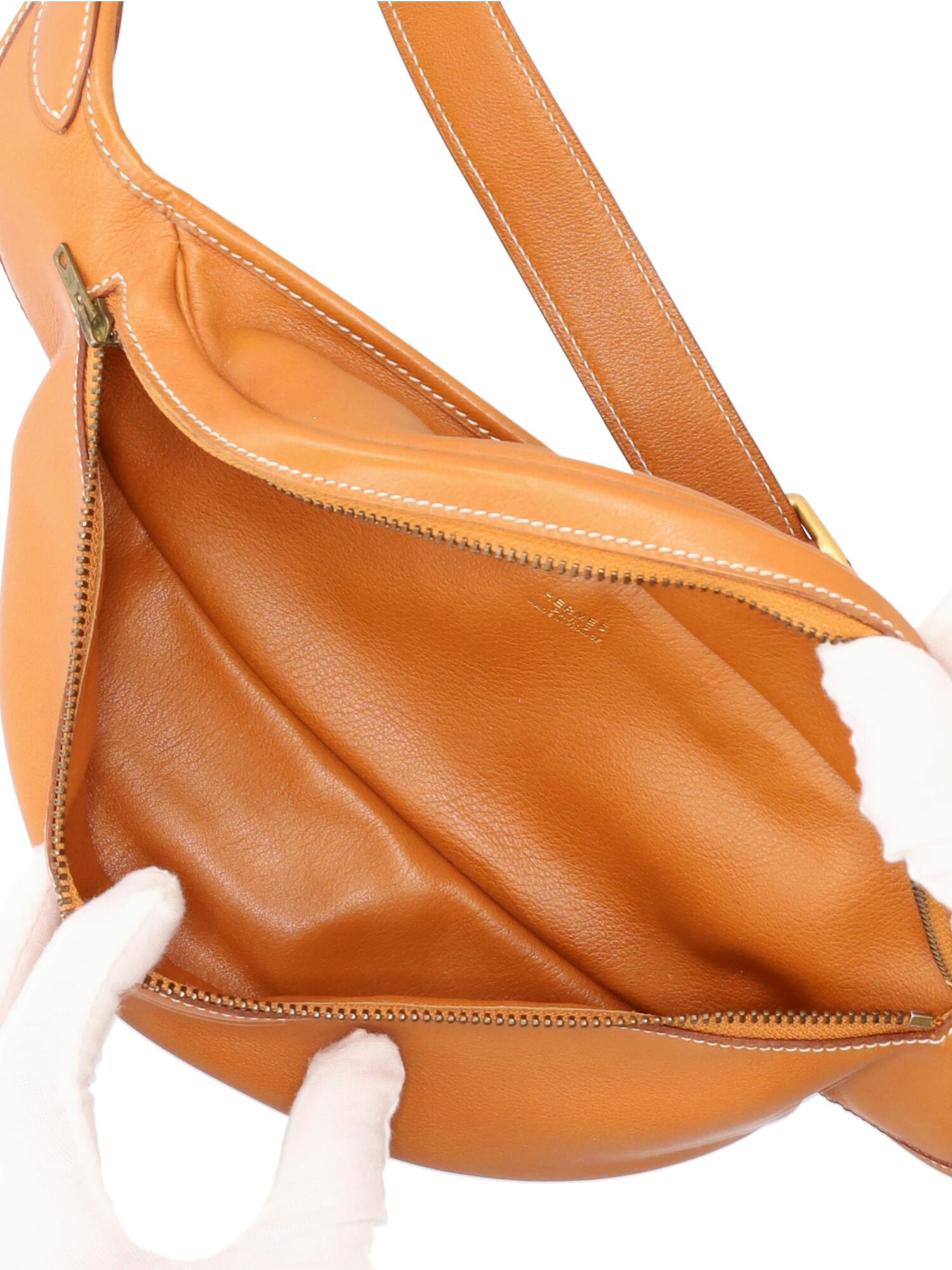 Hermès Women Belt Bags Brown Leather  2