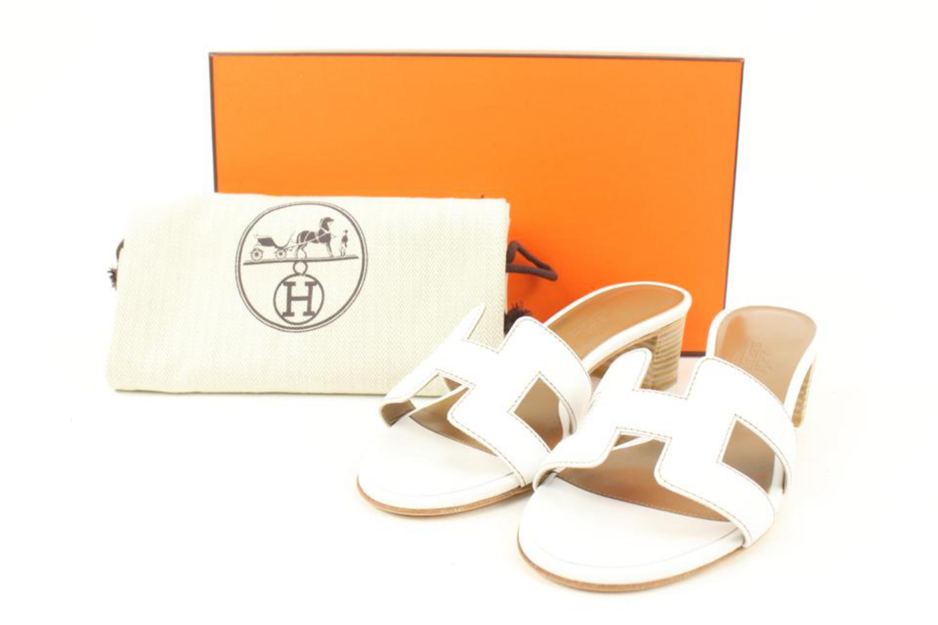 Hermès Women's 35.5 White Calfskin Blanc Oais Mule Sandals Slides S126H55
Date Code/Serial Number: BL071002Z2011
Made In: Italy
Measurements: Length:  9