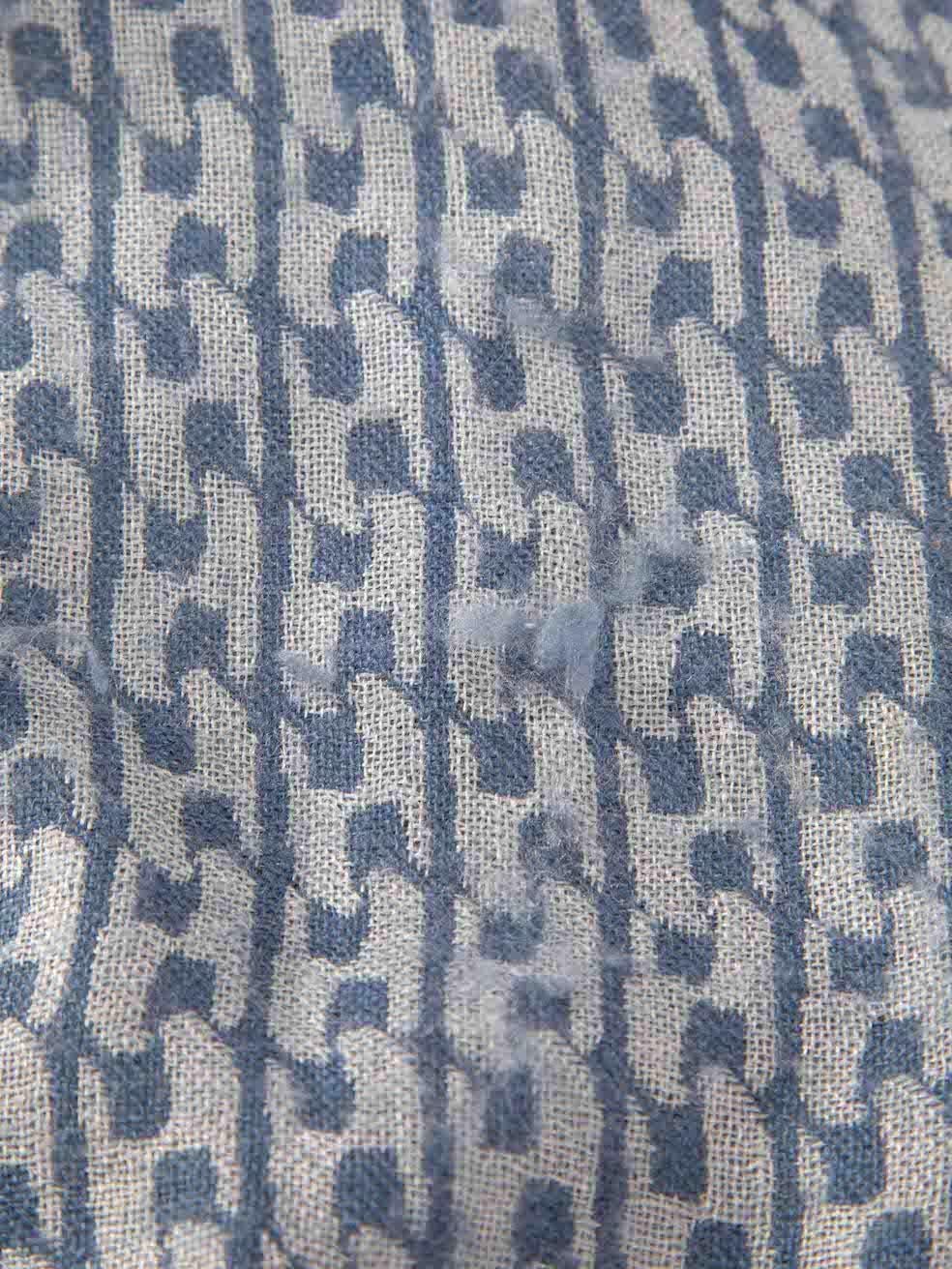 Hermès Women's Blue D'Ancre Print Shawl In Good Condition In London, GB