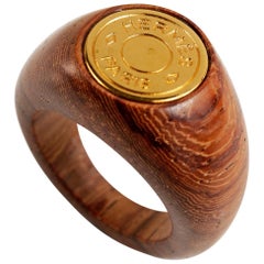 Ring aus Holz und 18 Karat Gold von Hermès, Größe 5