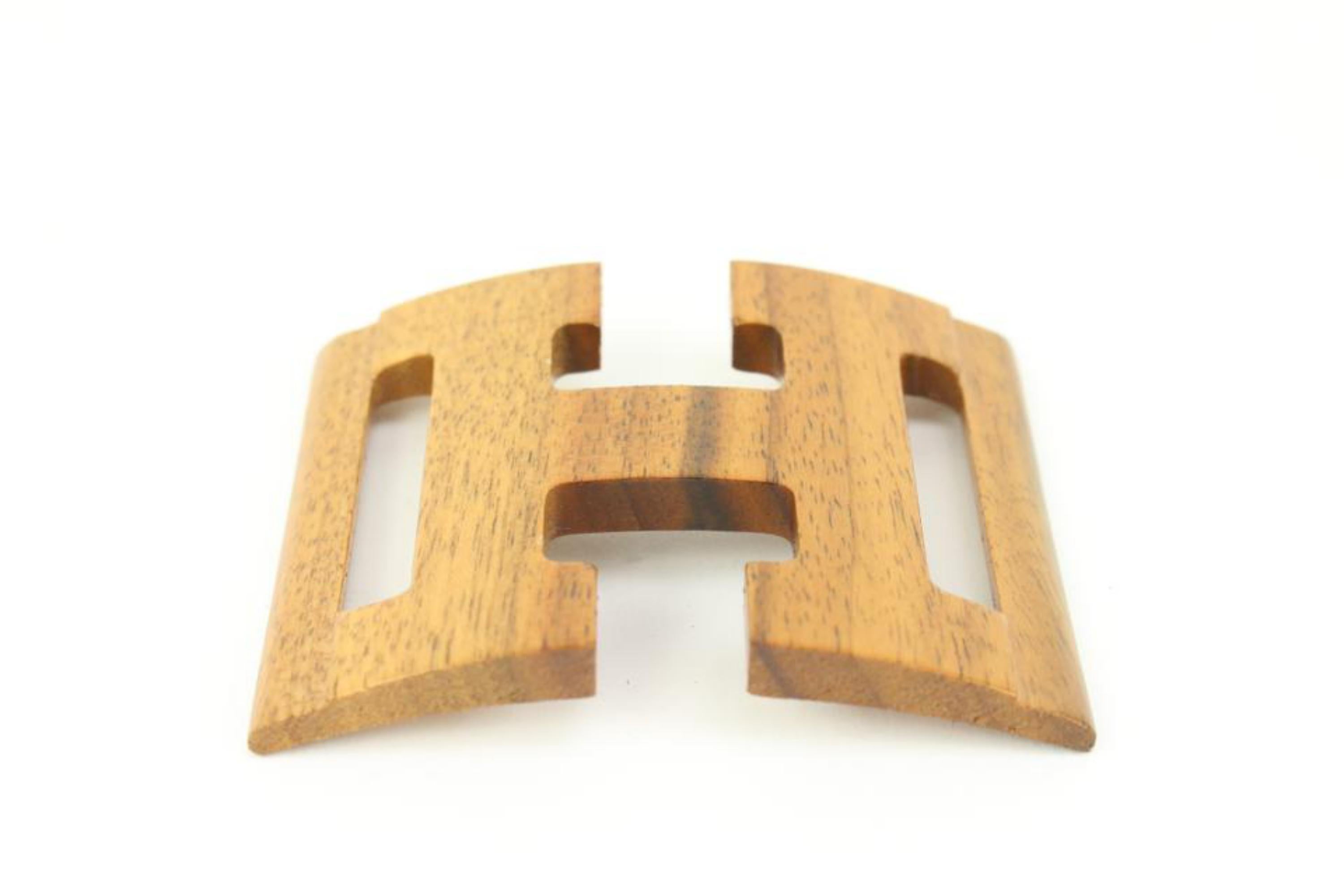 Hermès Wood H Logo Scarf Ring 22h413s In Excellent Condition For Sale In Dix hills, NY