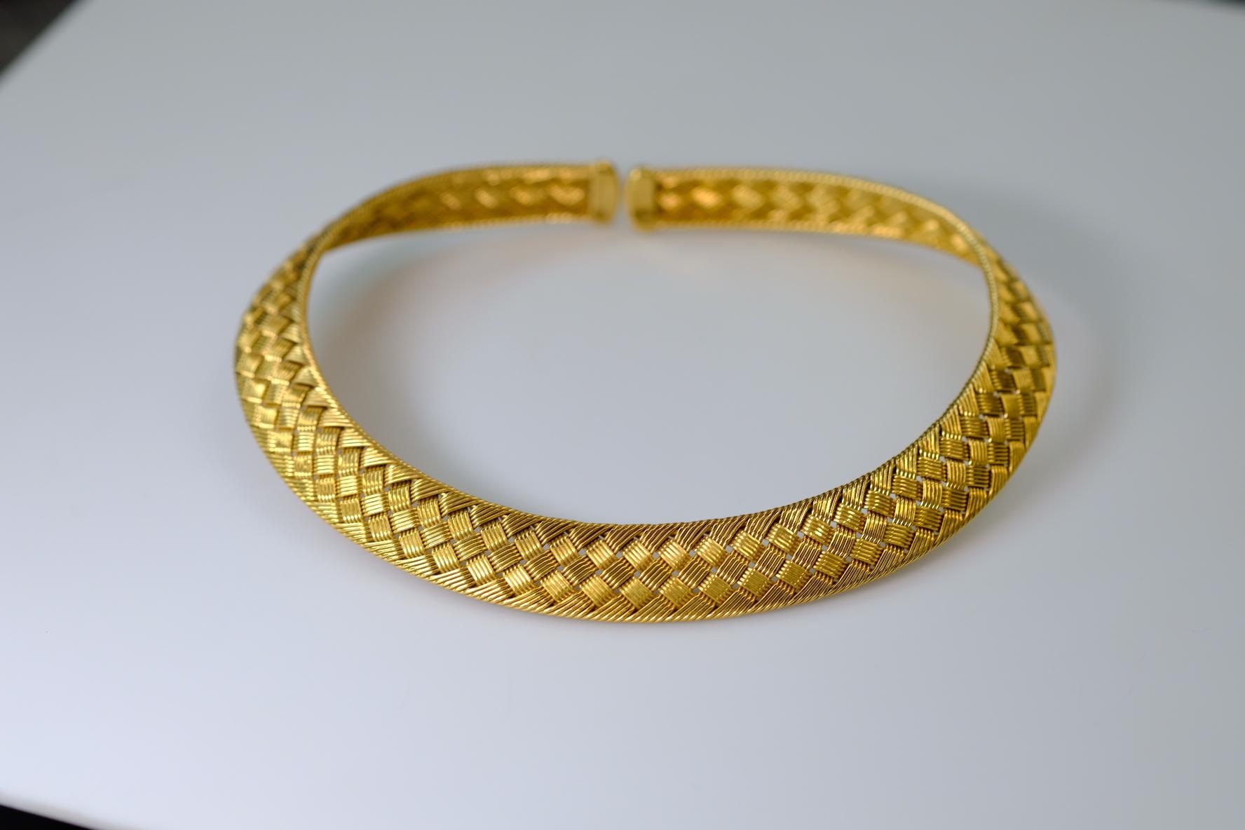 Hermes Woven 18K Yellow Gold Vintage Collar French Necklace For Sale 1