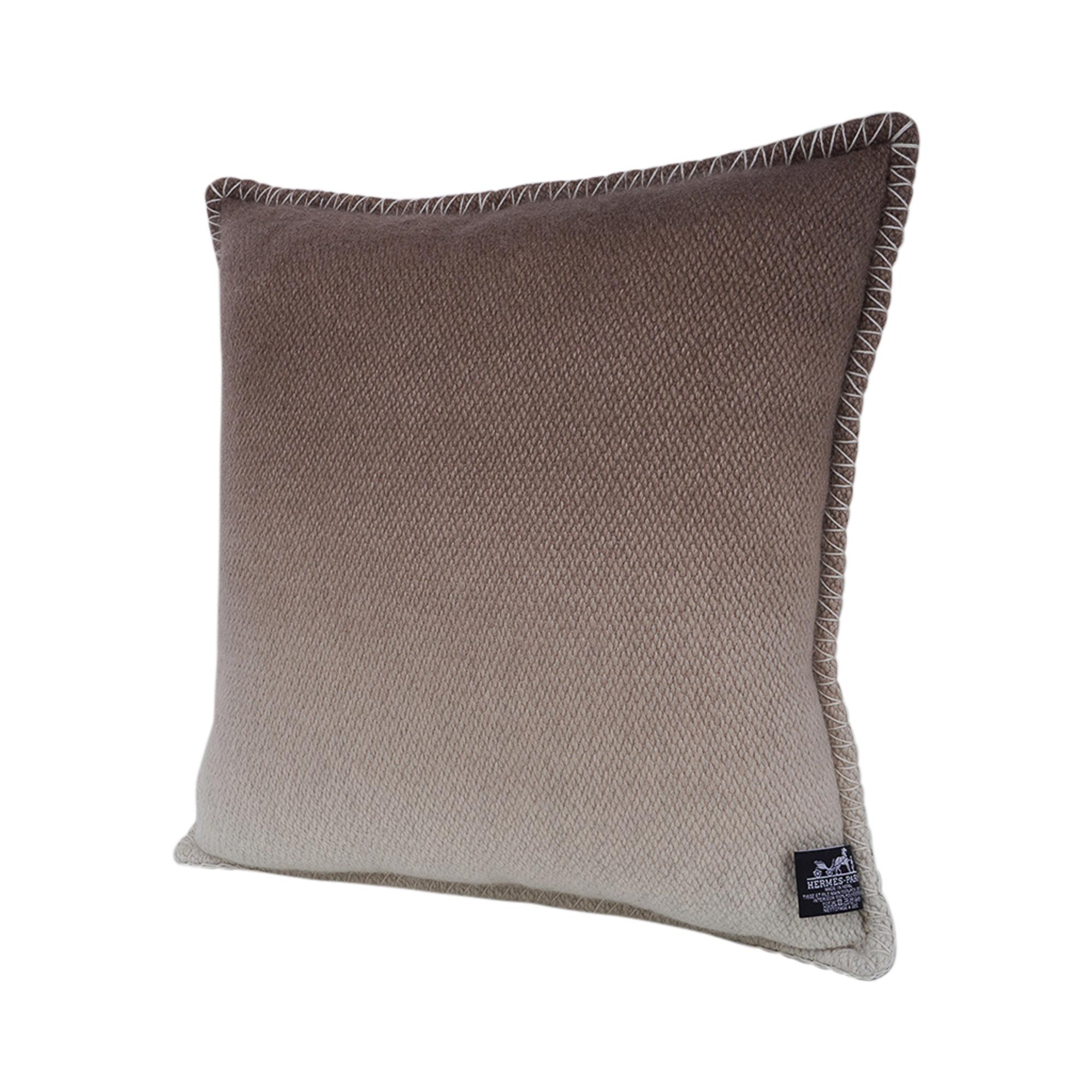 da uomo o donna Cuscino Hermes Yack n' Dye Ombre Gris / Naturel in vendita