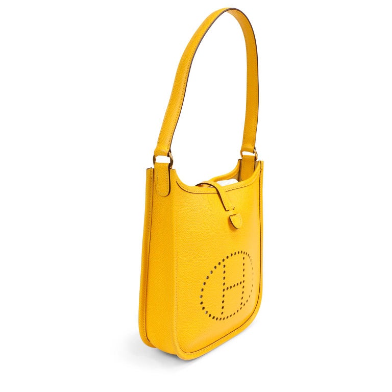 Hermès Yellow Epsom Evelyne TPM In Good Condition For Sale In Palm Beach, FL