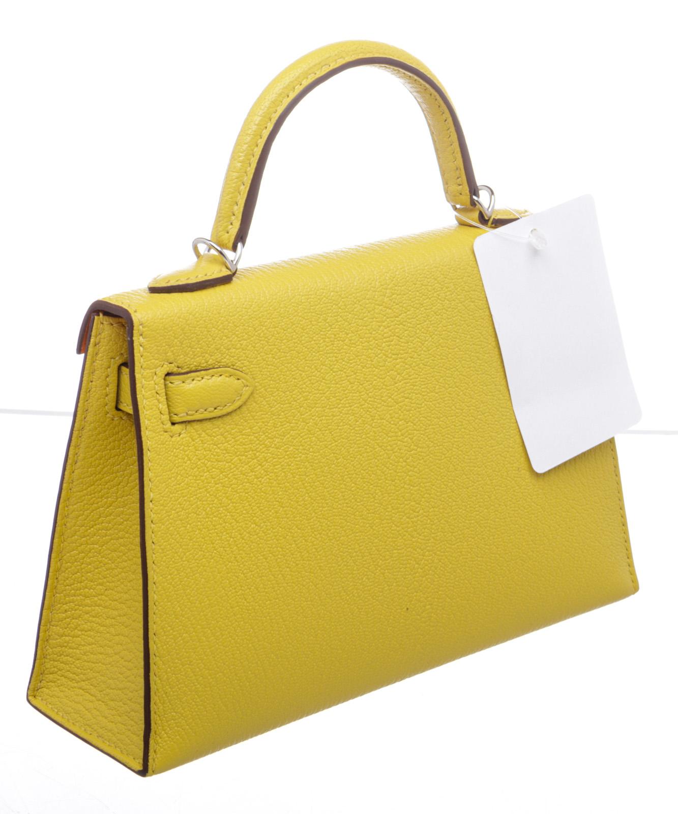 Hermes Yellow Chevre Leather Mini Kelly Sellier 20cm Bag In New Condition For Sale In Corona Del Mar, CA