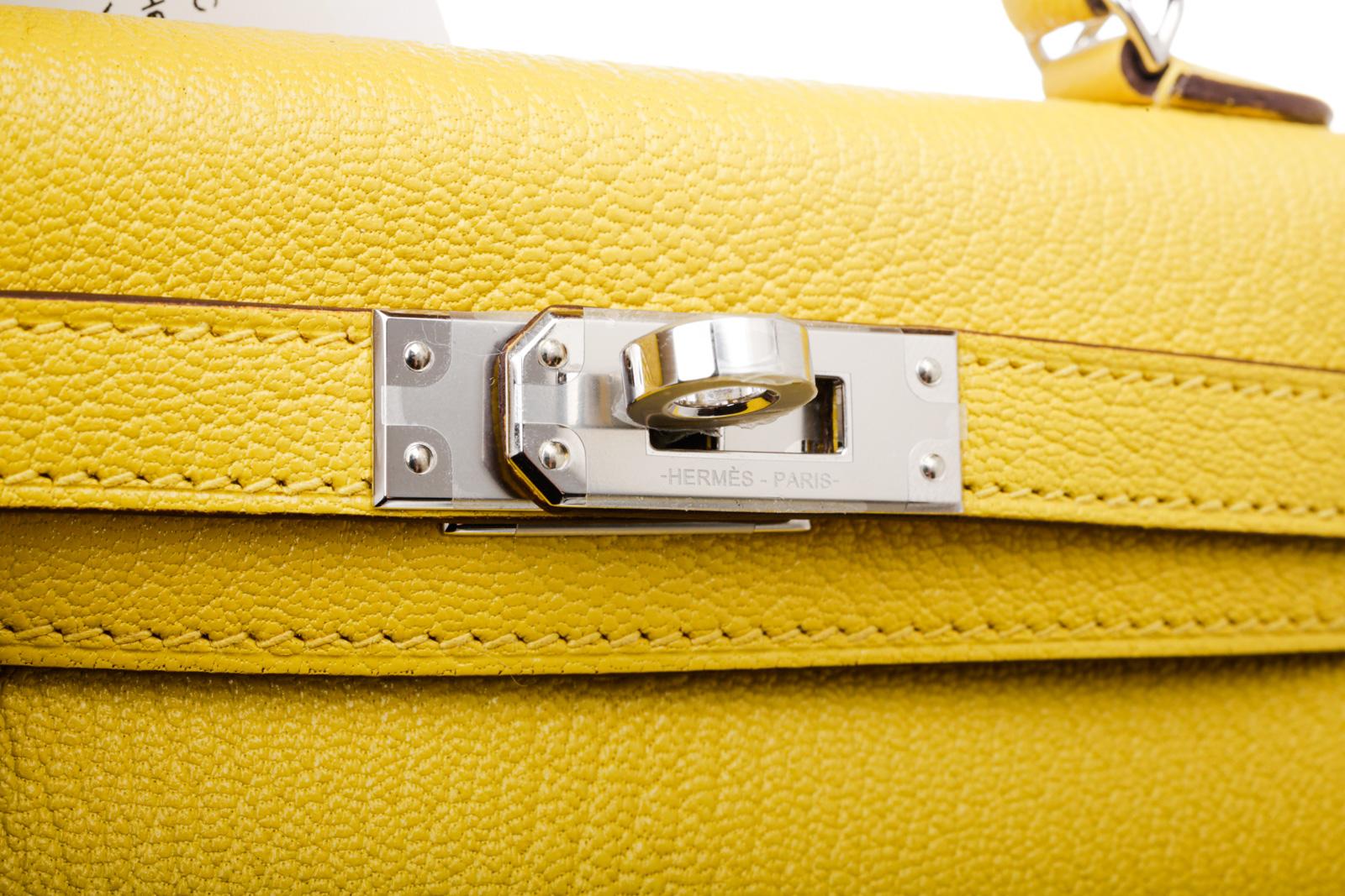 Women's or Men's Hermes Yellow Chevre Leather Mini Kelly Sellier 20cm Bag For Sale