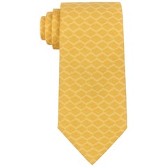 HERMES Yellow Geometric Lattice Print 5 Fold Silk Necktie Tie 5088 PA