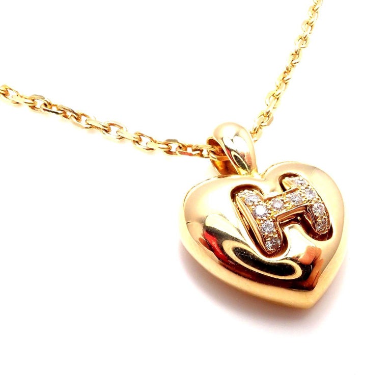Hermès Yellow Gold Diamond H Heart Pendant Necklace For Sale (Free