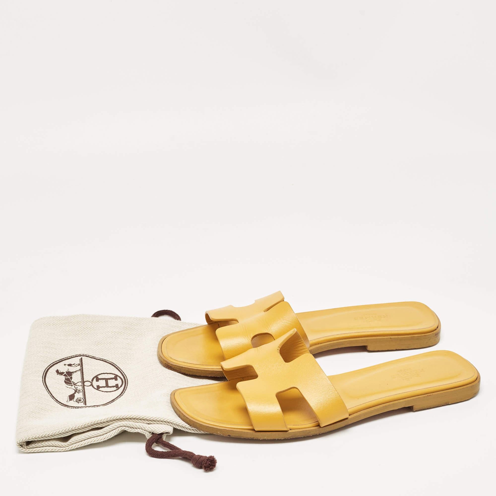 Hermes Yellow Leather Oran Flat Slides Size 38 5