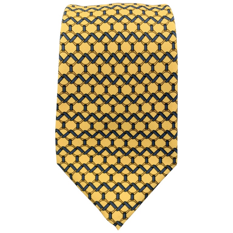HERMES Yellow and Navy Silk Woven Interlock Print Tie 7090 OA at 1stdibs