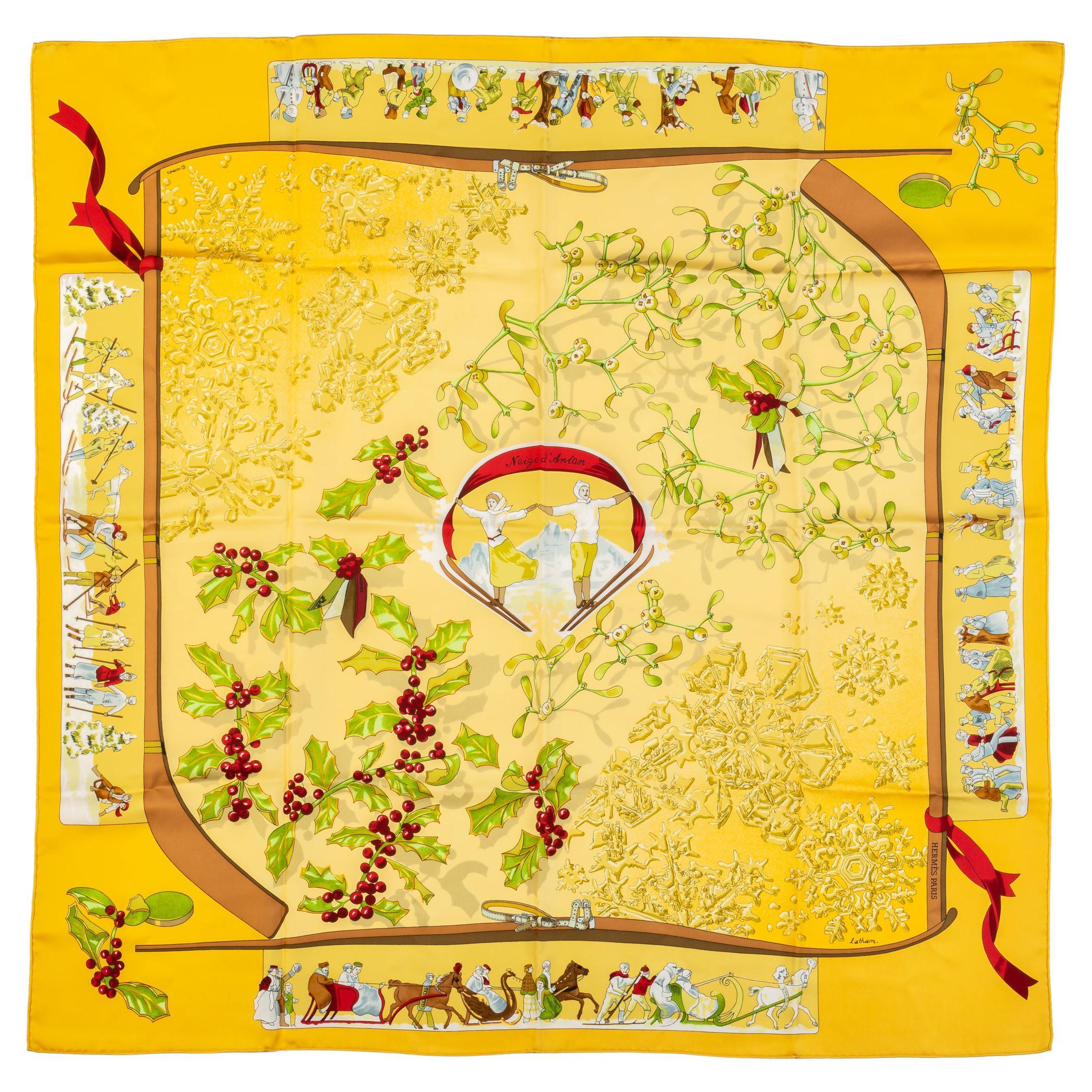 Pañuelo de Seda Hermès Amarillo Neige d'Antan en venta